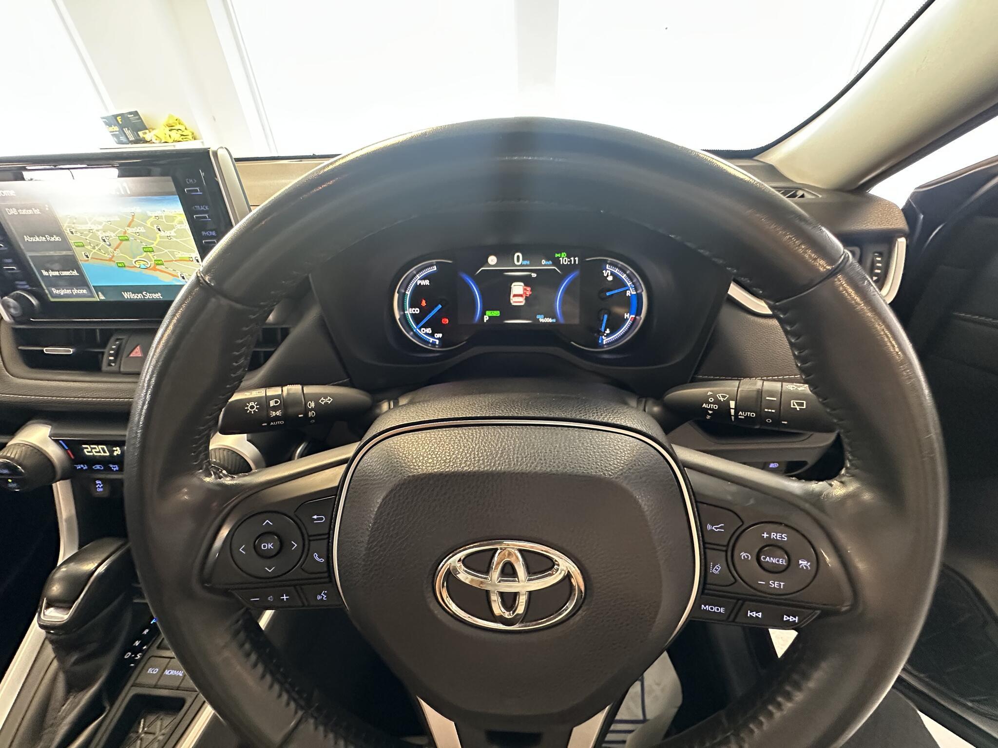 Toyota RAV4 - Image 6