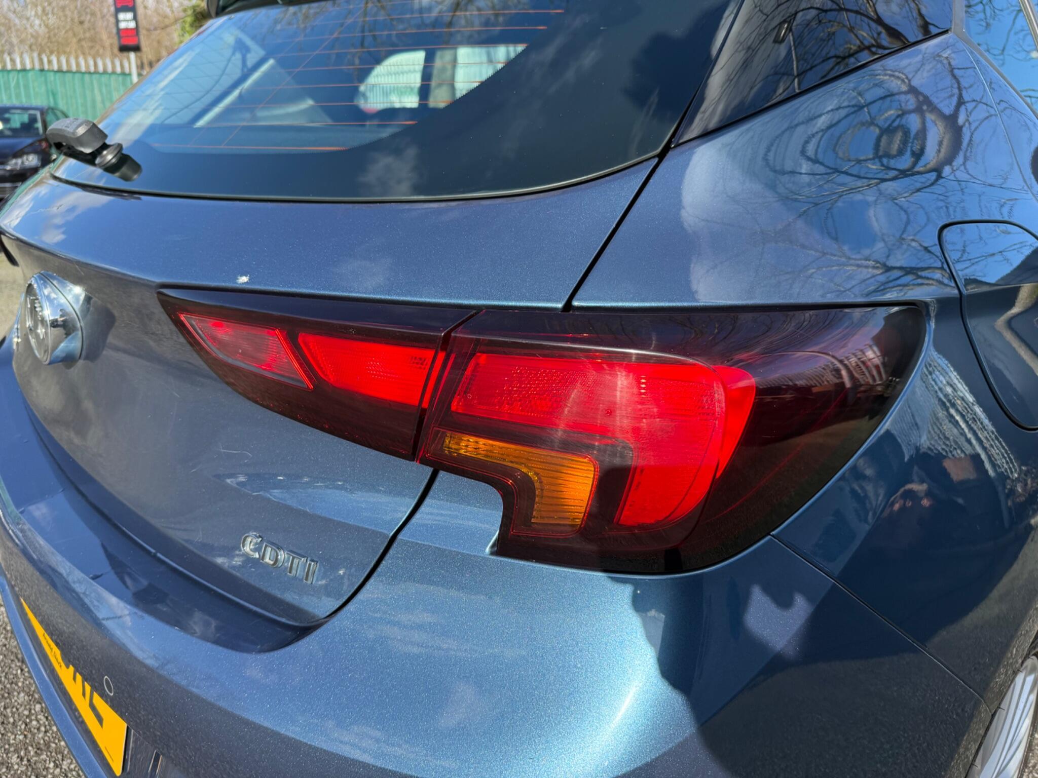 Vauxhall Astra - Image 43