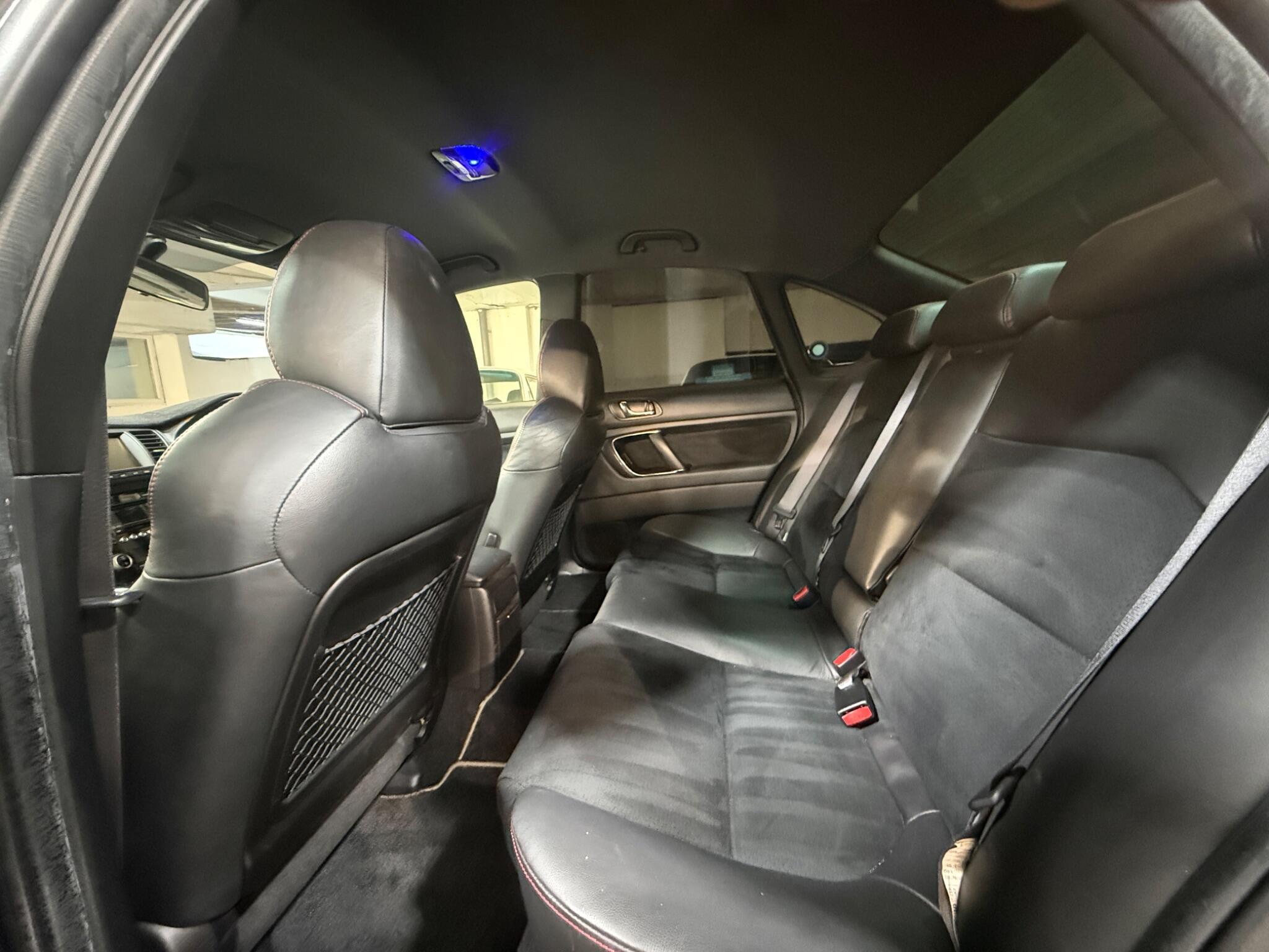 Subaru Legacy - Image 13