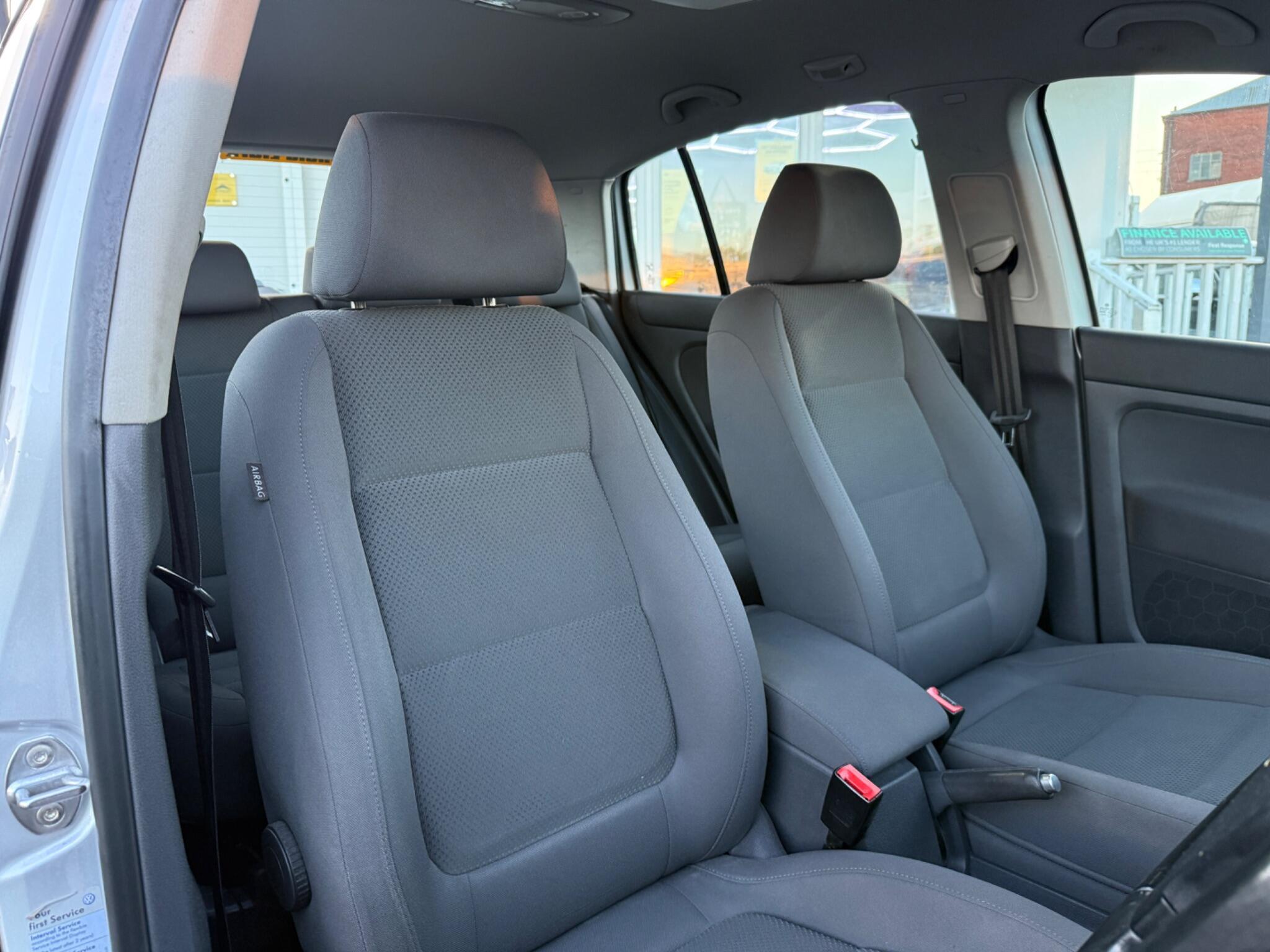 Volkswagen Golf Plus - Image 21