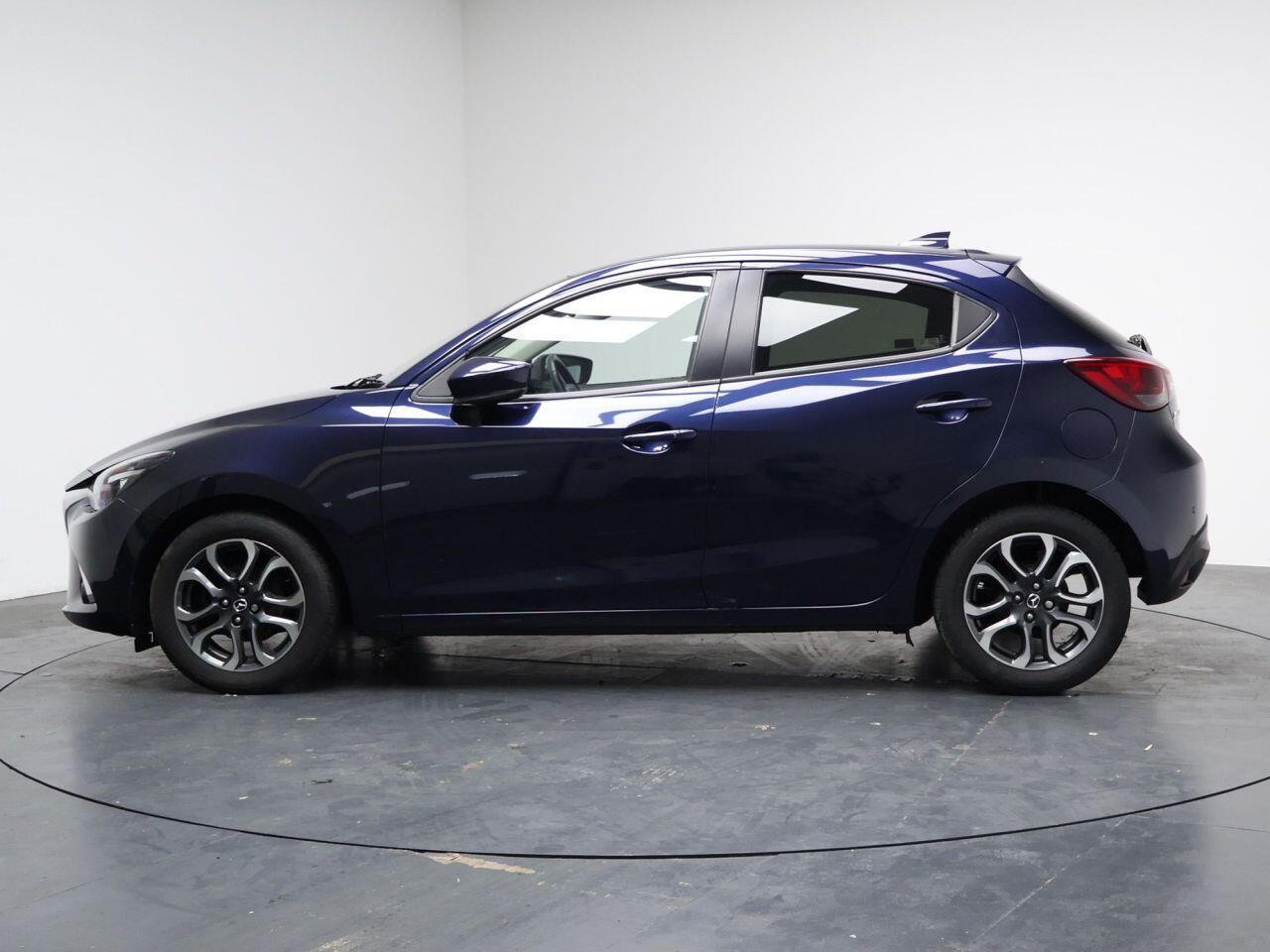 Mazda MAZDA2 - Image 8