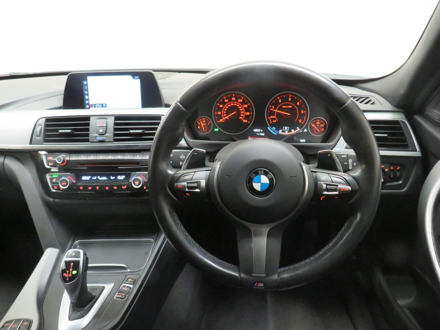BMW 3 Series - Image 18