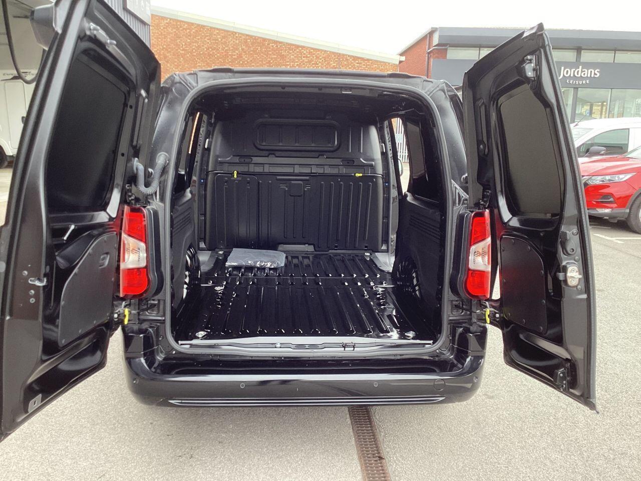 Fiat Doblo - Image 15