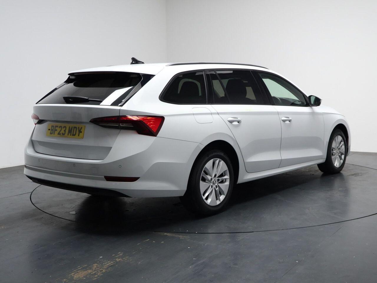 Skoda Octavia - Image 12