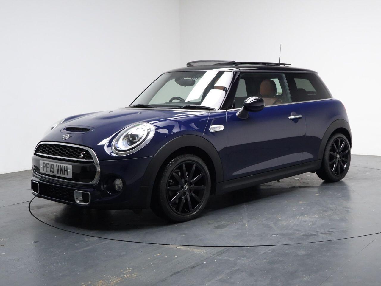MINI Hatch - Image 6