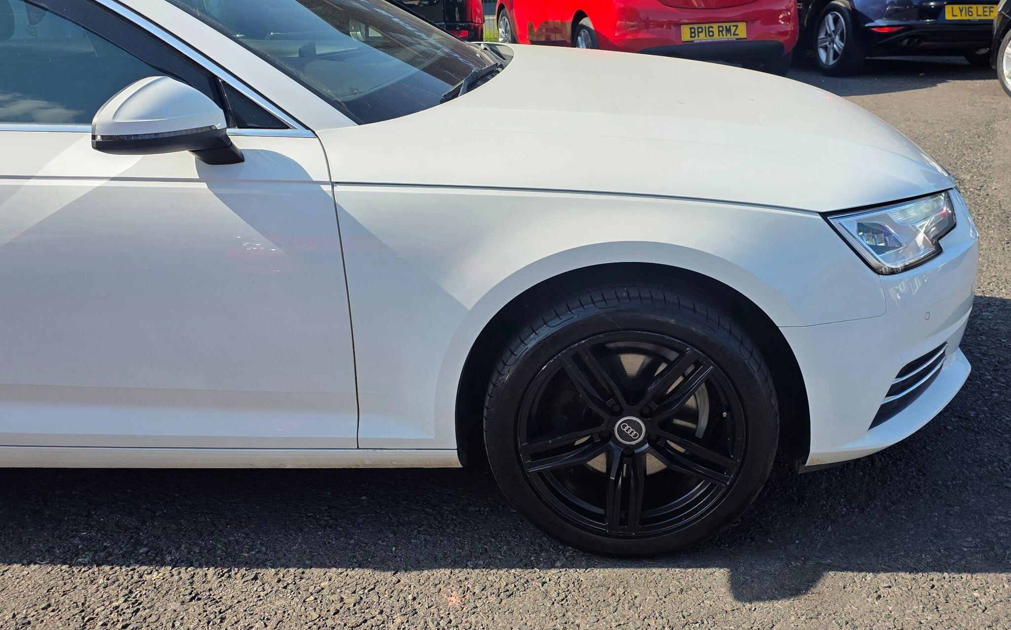 Audi A4 - Image 8