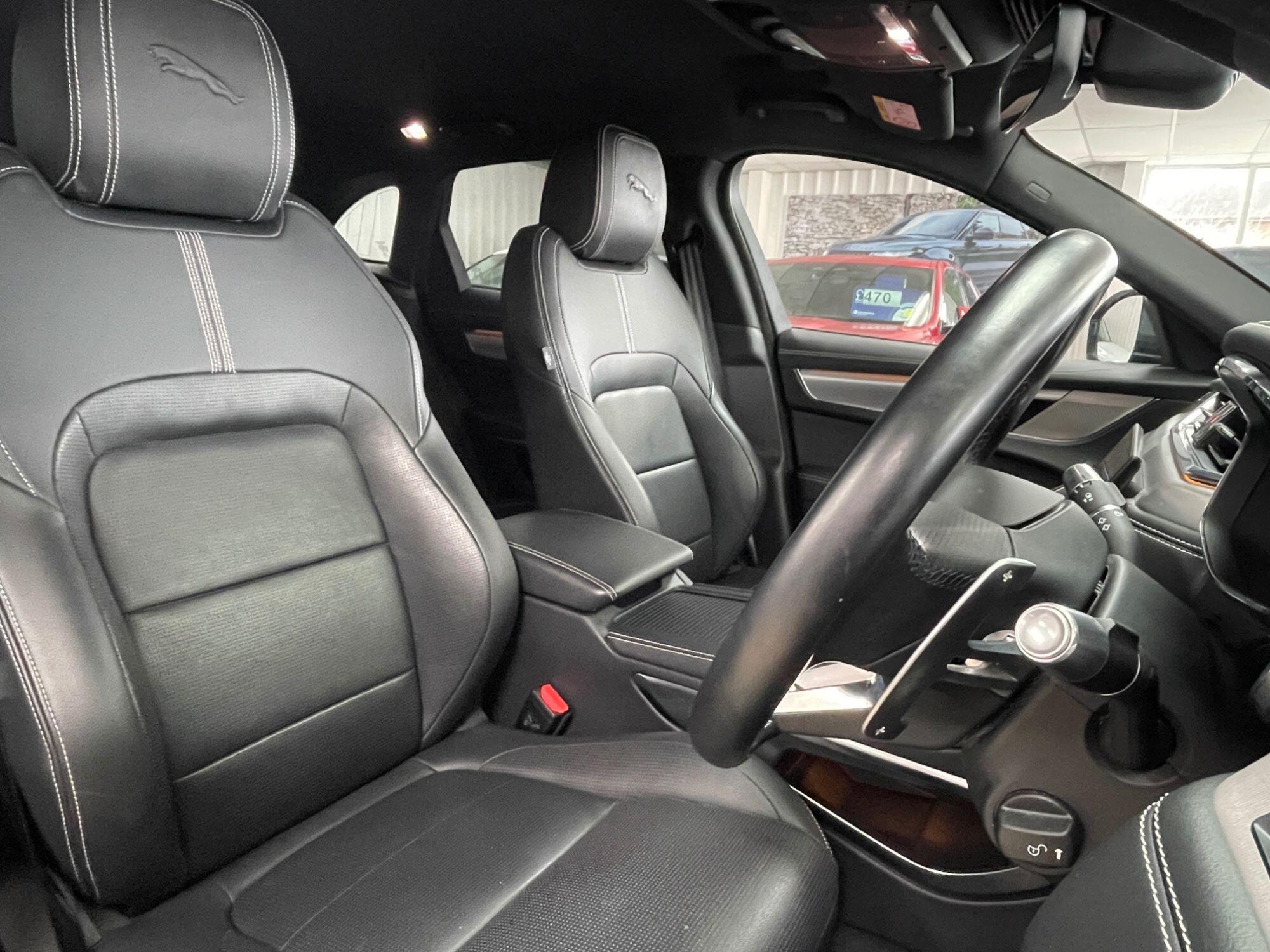 Jaguar F-Pace - Image 27