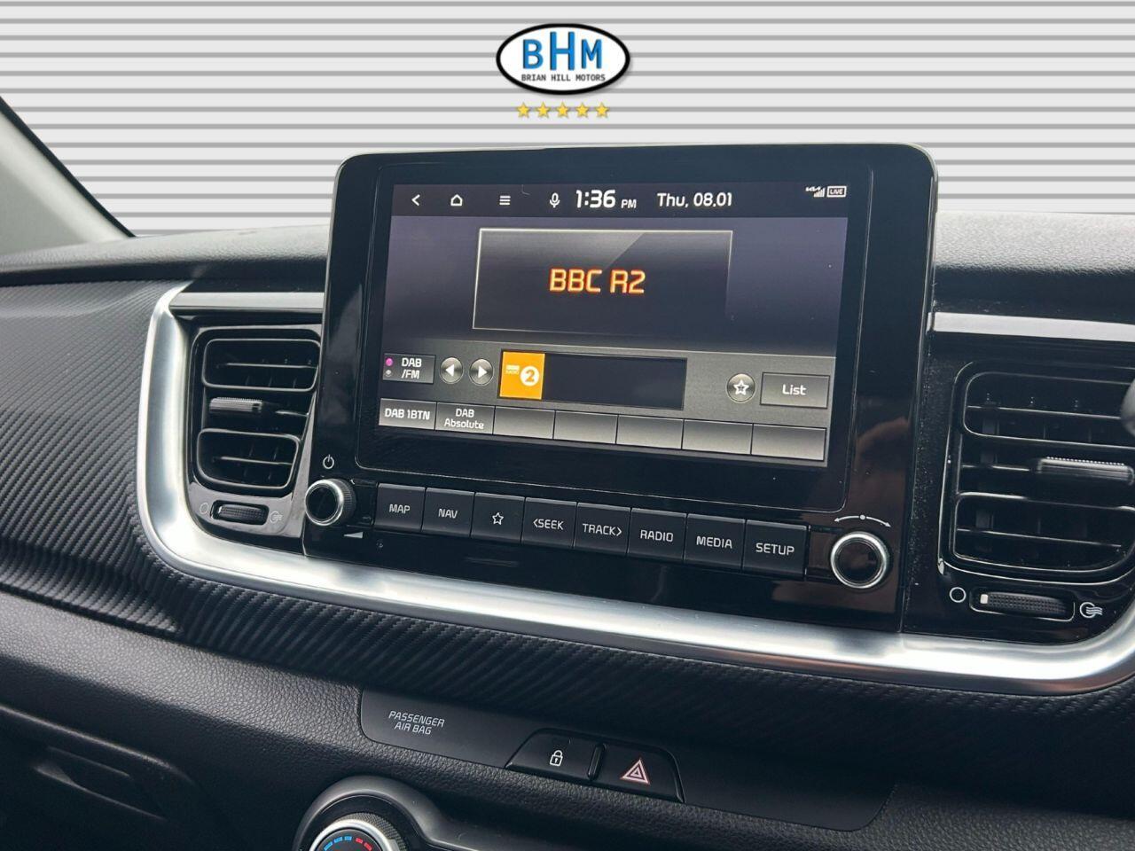 Kia Stonic - Image 8