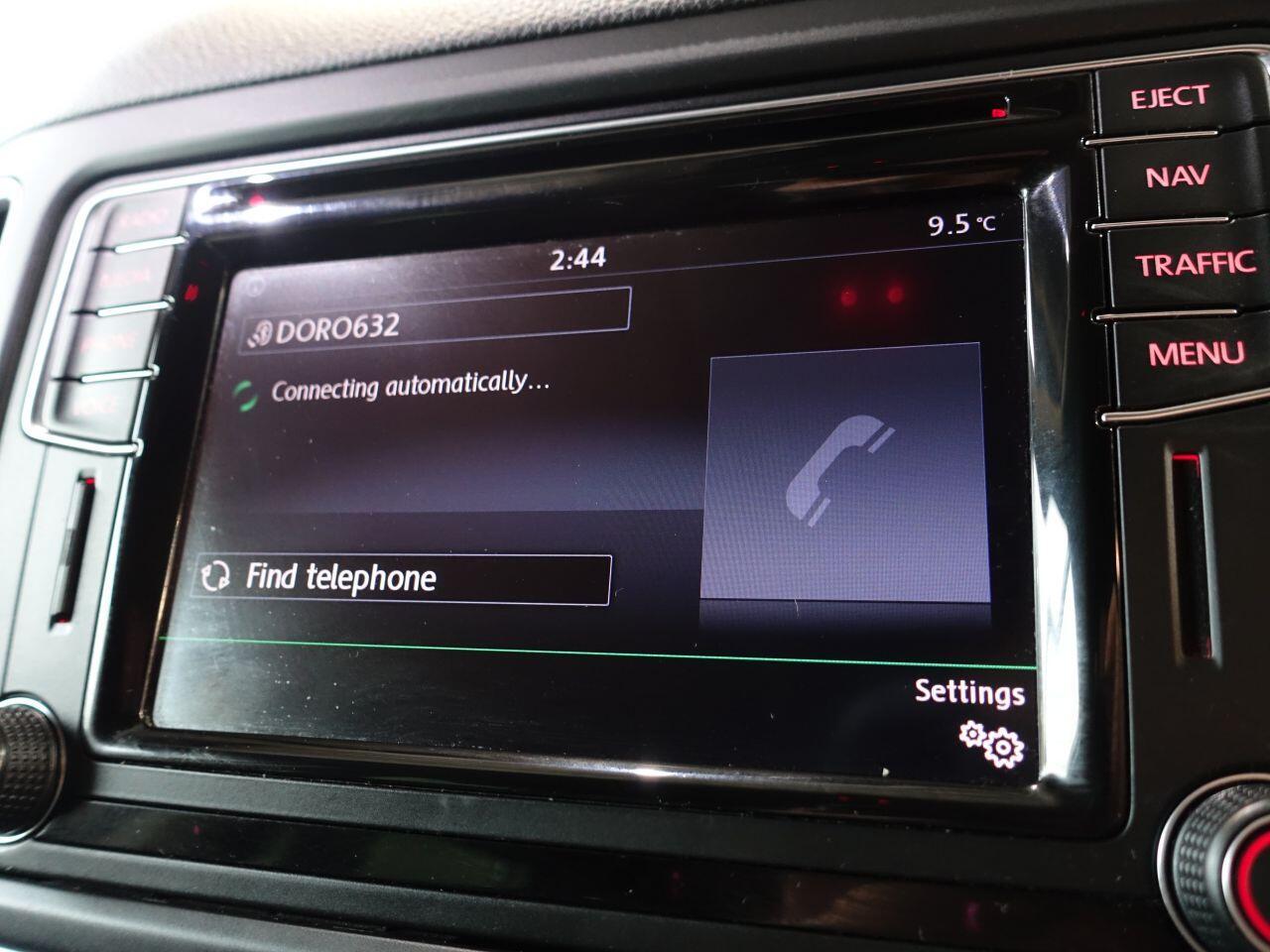 Volkswagen Sharan - Image 35