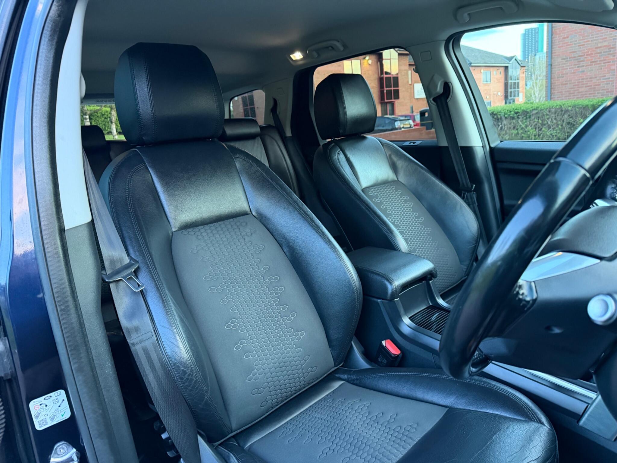 Land Rover DISCOVERY SPORT - Image 31