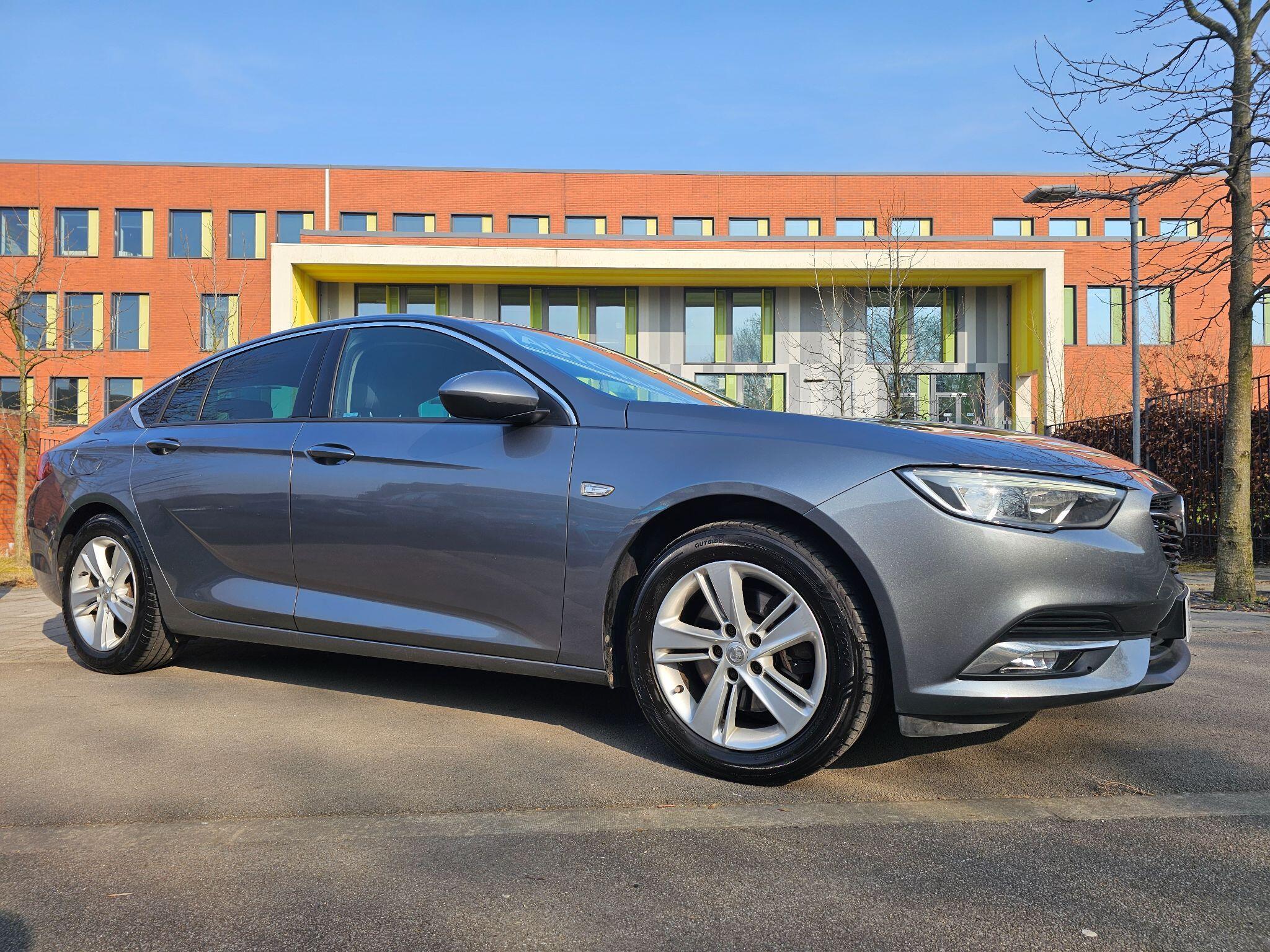 Vauxhall Insignia - Image 6