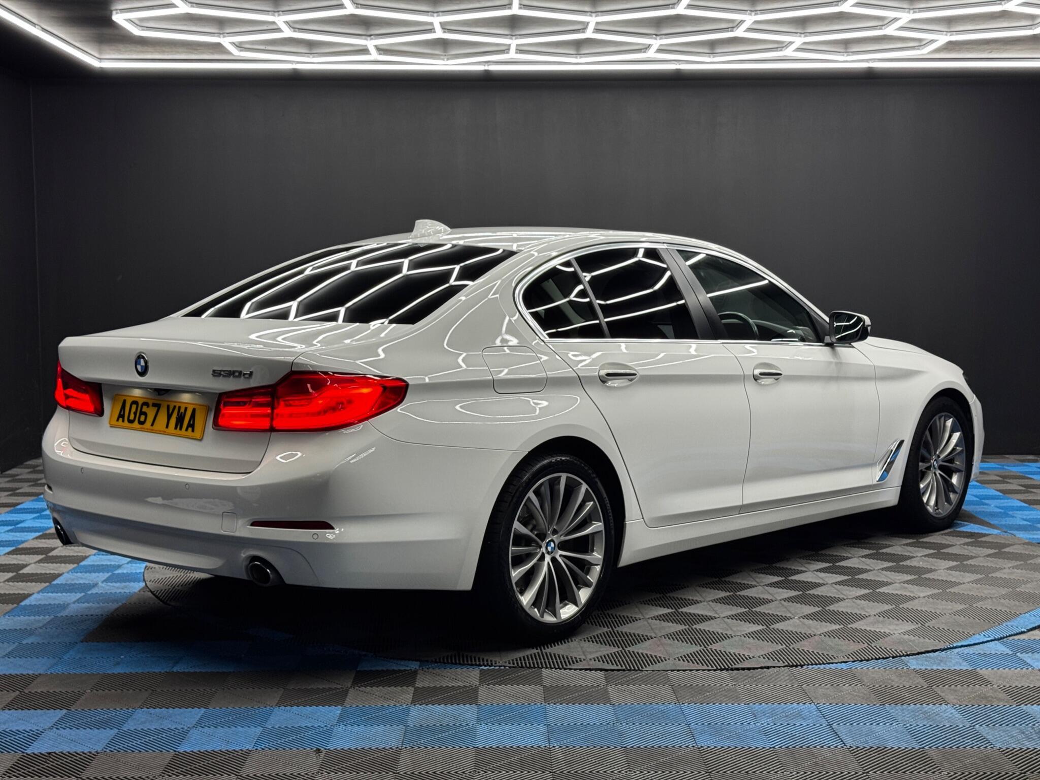 BMW 5 Series - Image 5