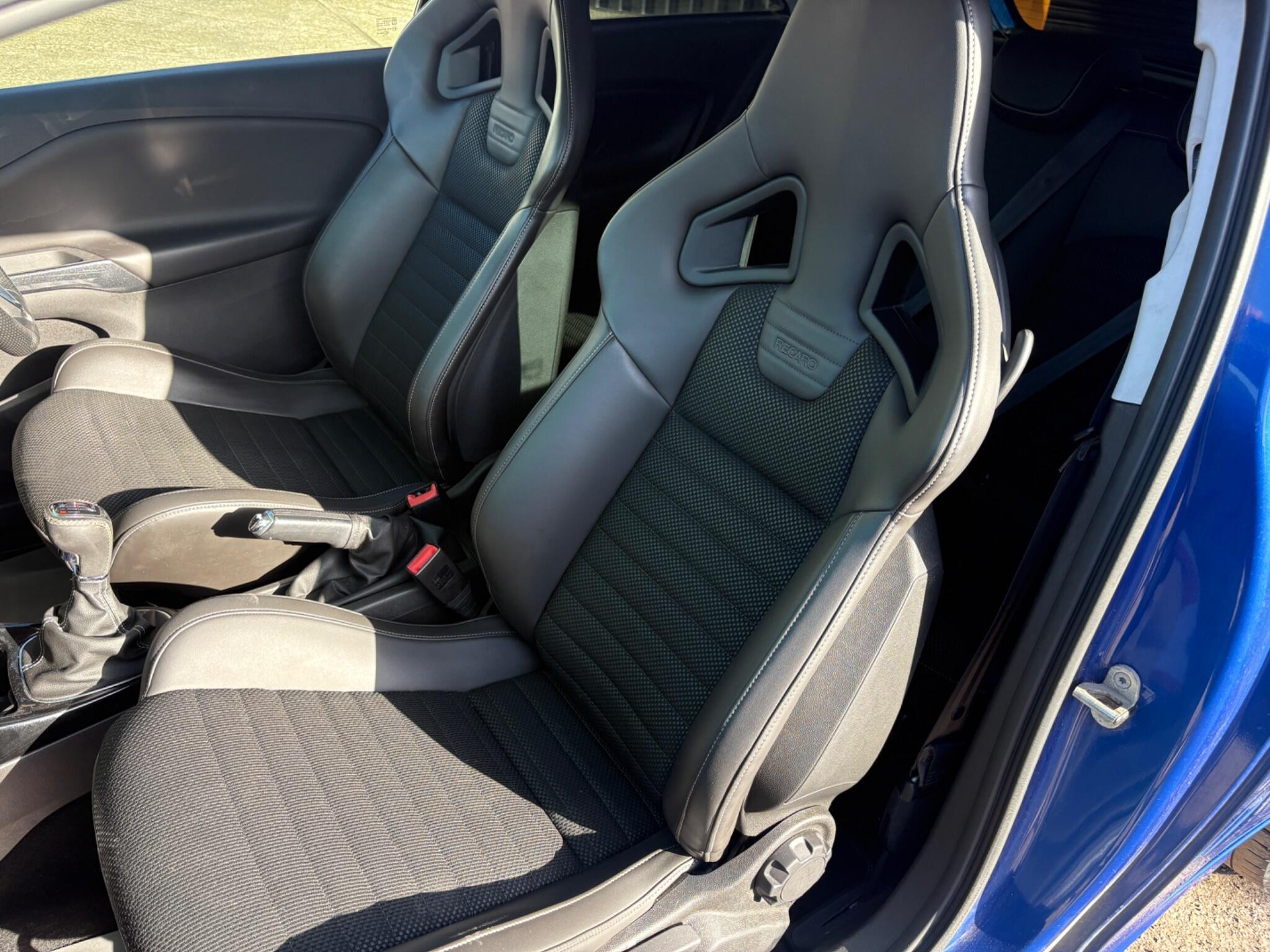 Vauxhall Corsa - Image 18