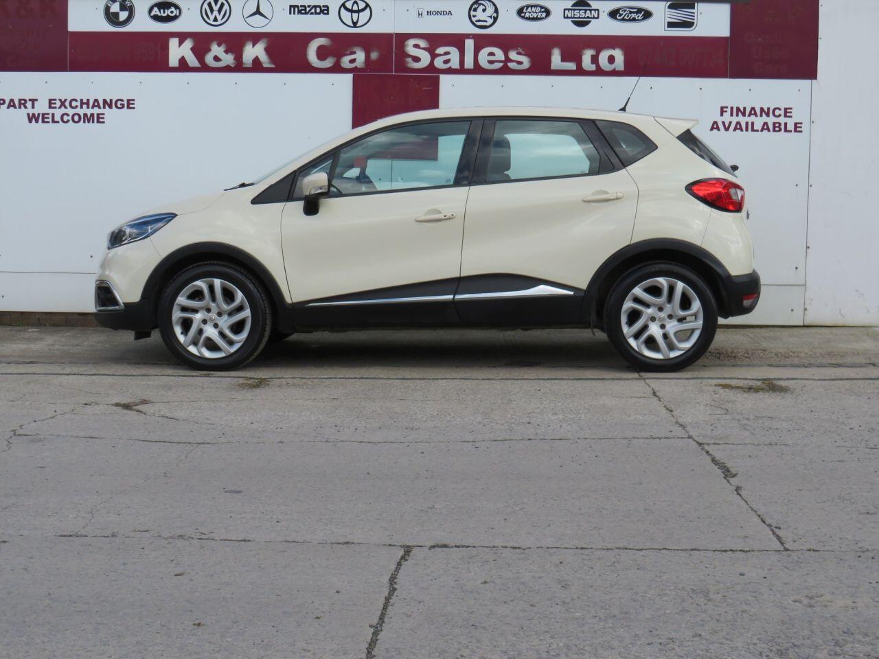 Renault Captur - Image 5
