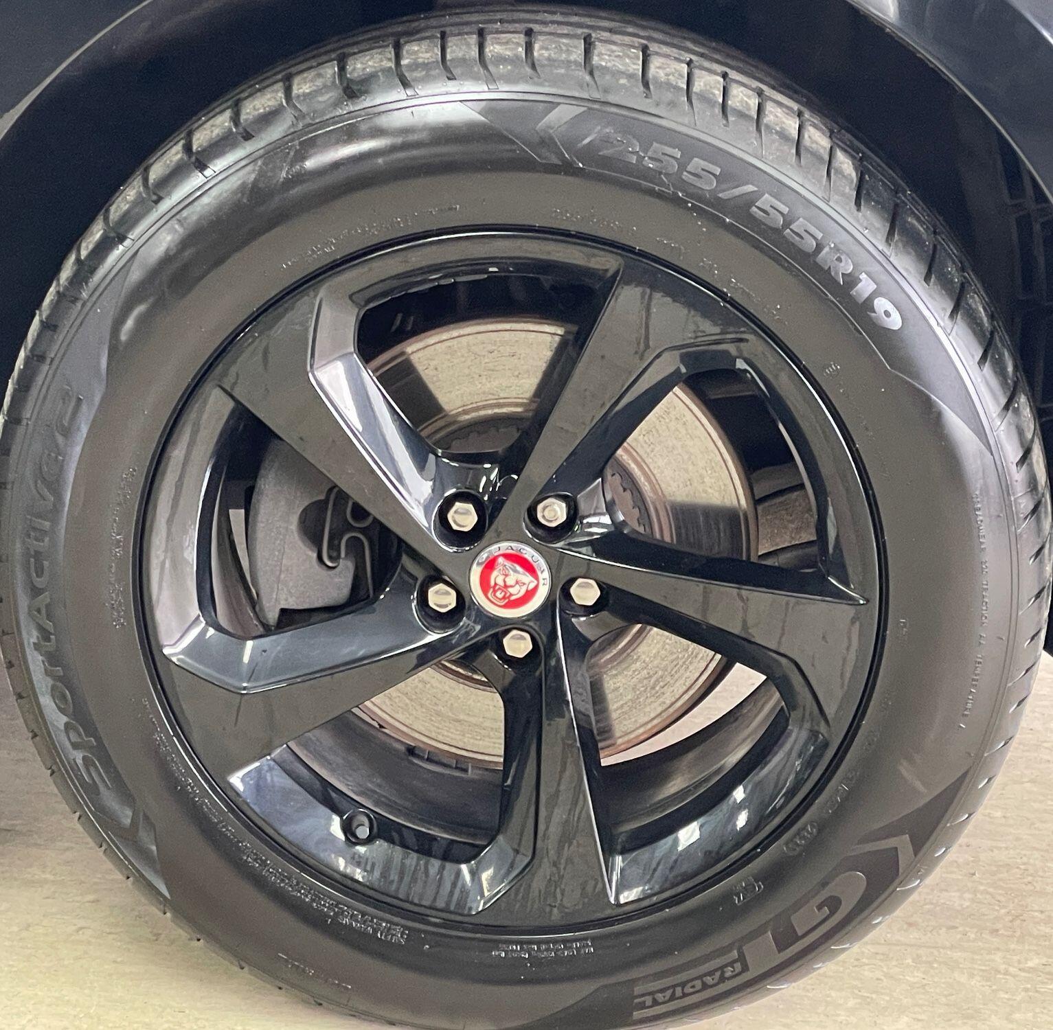 Jaguar F-Pace - Image 15