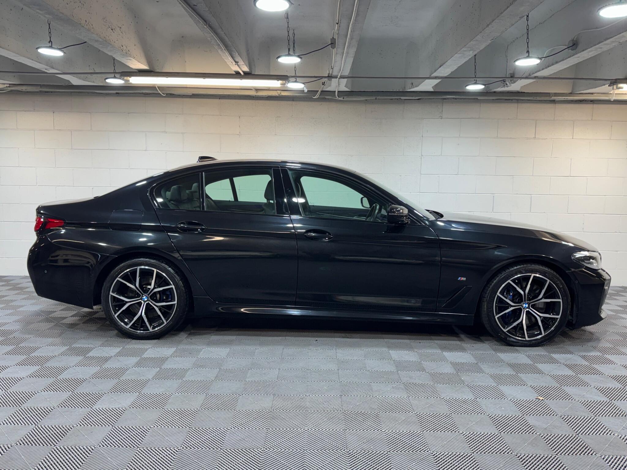 BMW 5 Series - Image 5