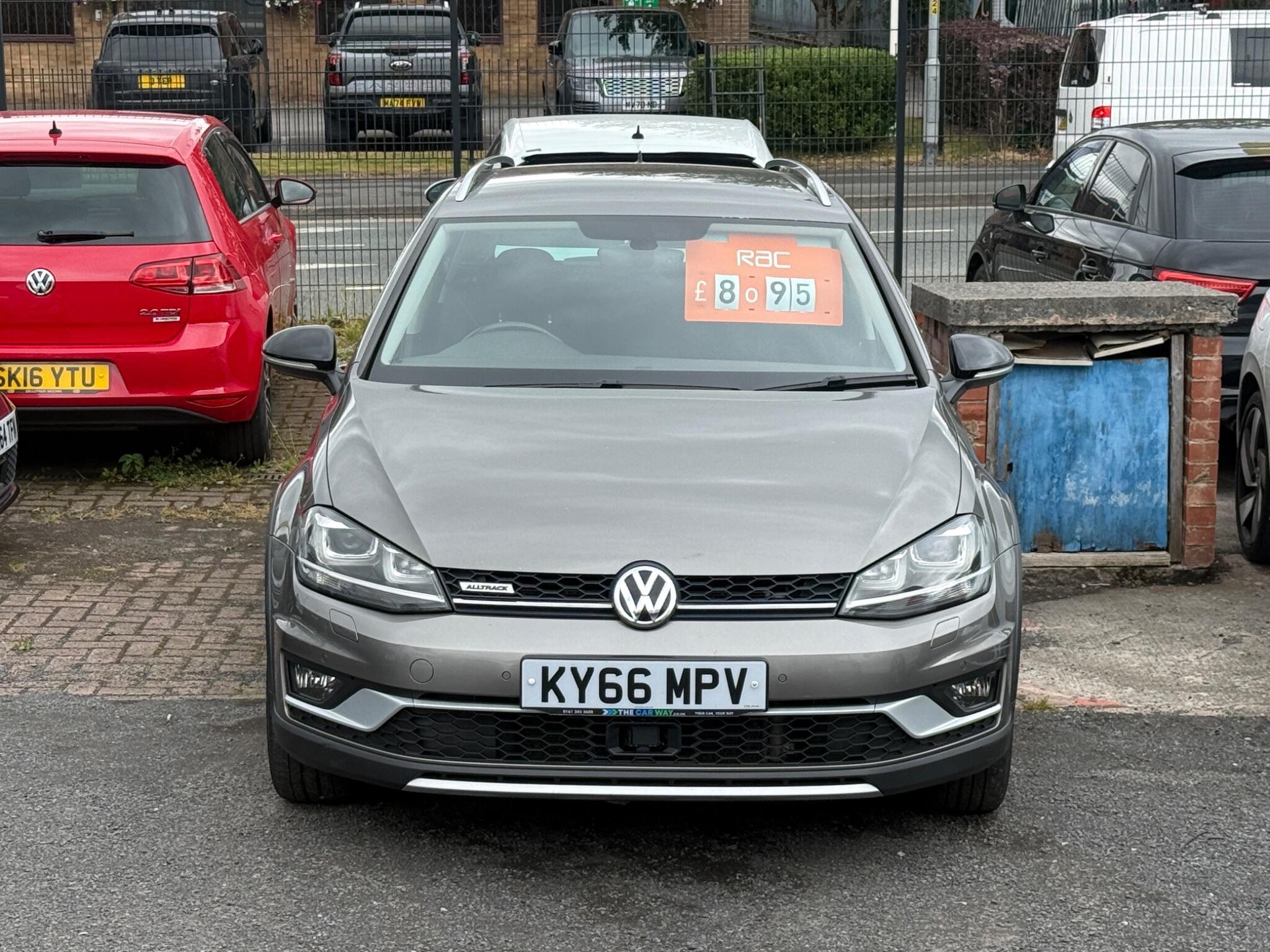 Volkswagen Golf - Image 2