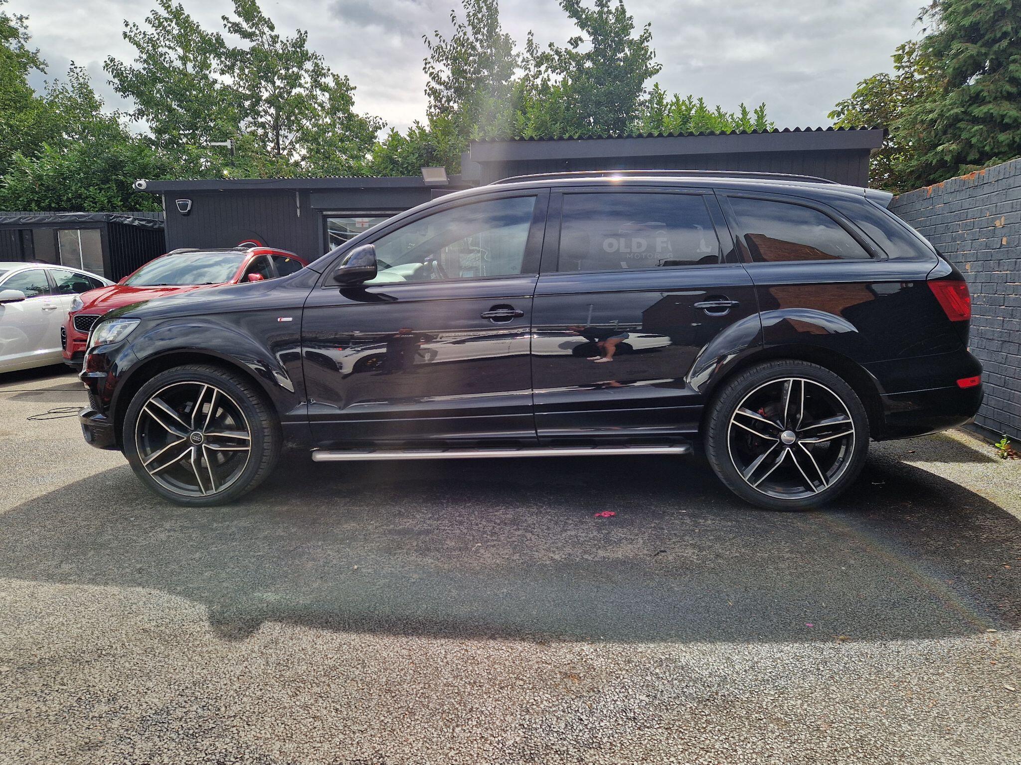 Audi Q7 - Image 16