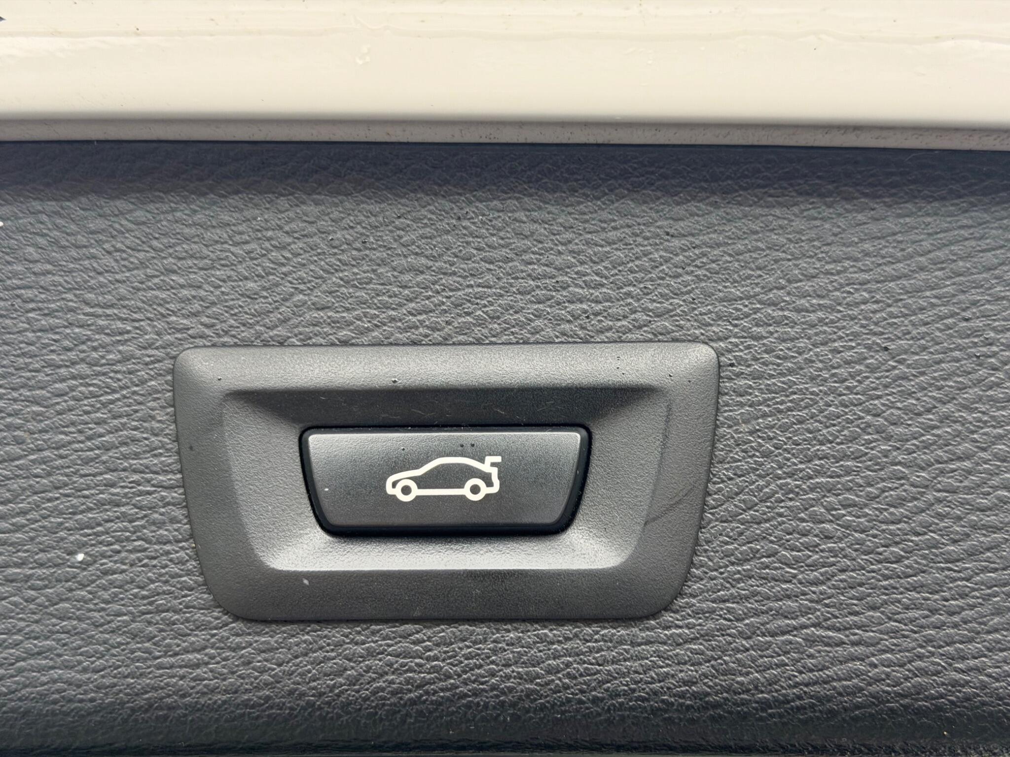 BMW X3 - Image 12