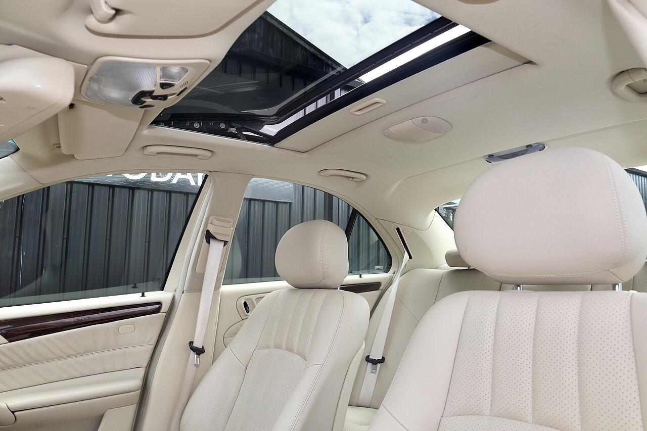 Mercedes C Class - Image 9