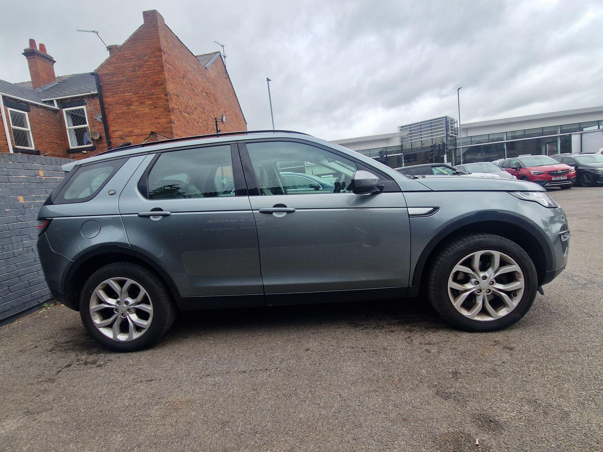 Land Rover DISCOVERY SPORT - Image 7