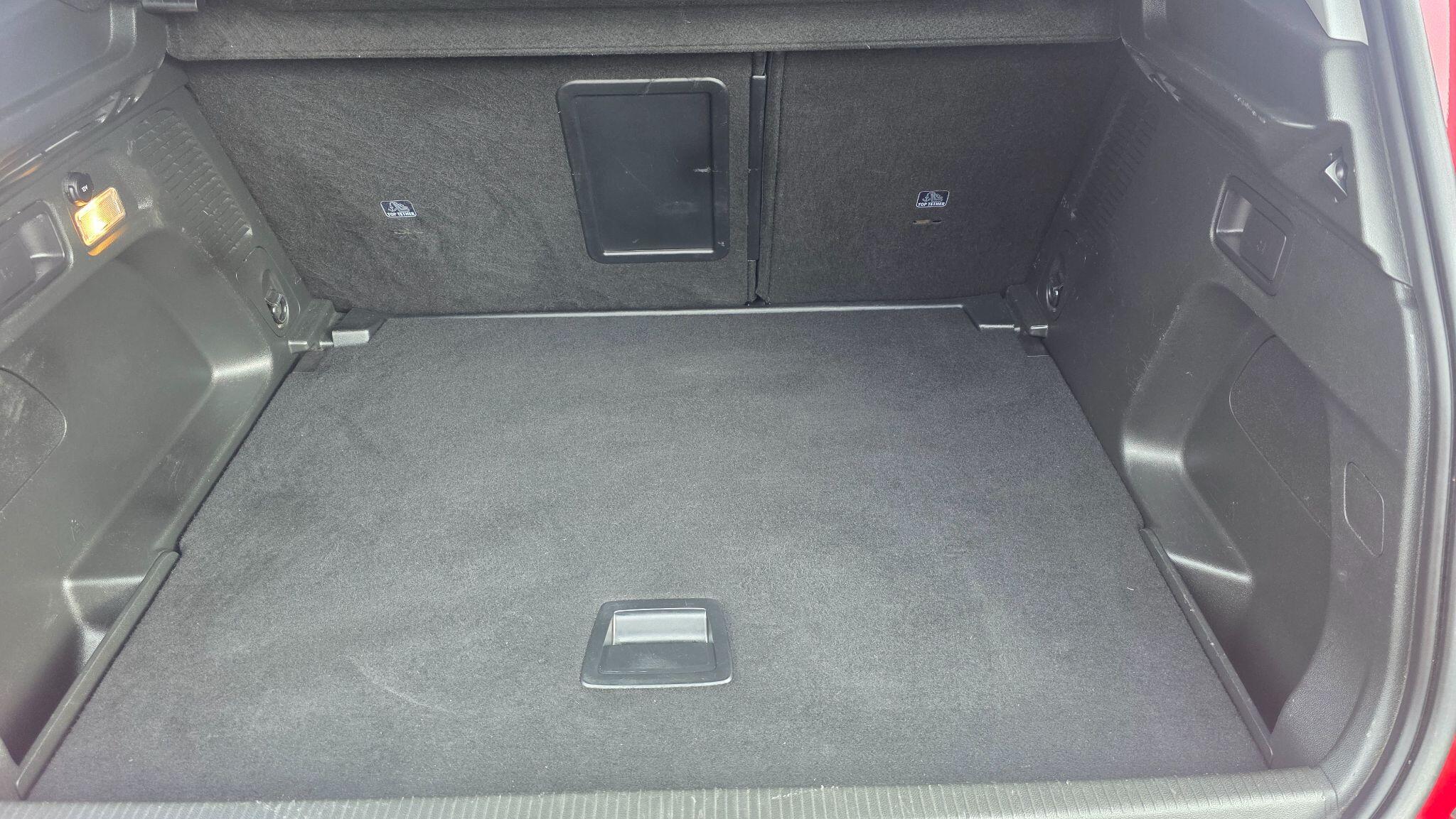 Vauxhall Grandland X - Image 43