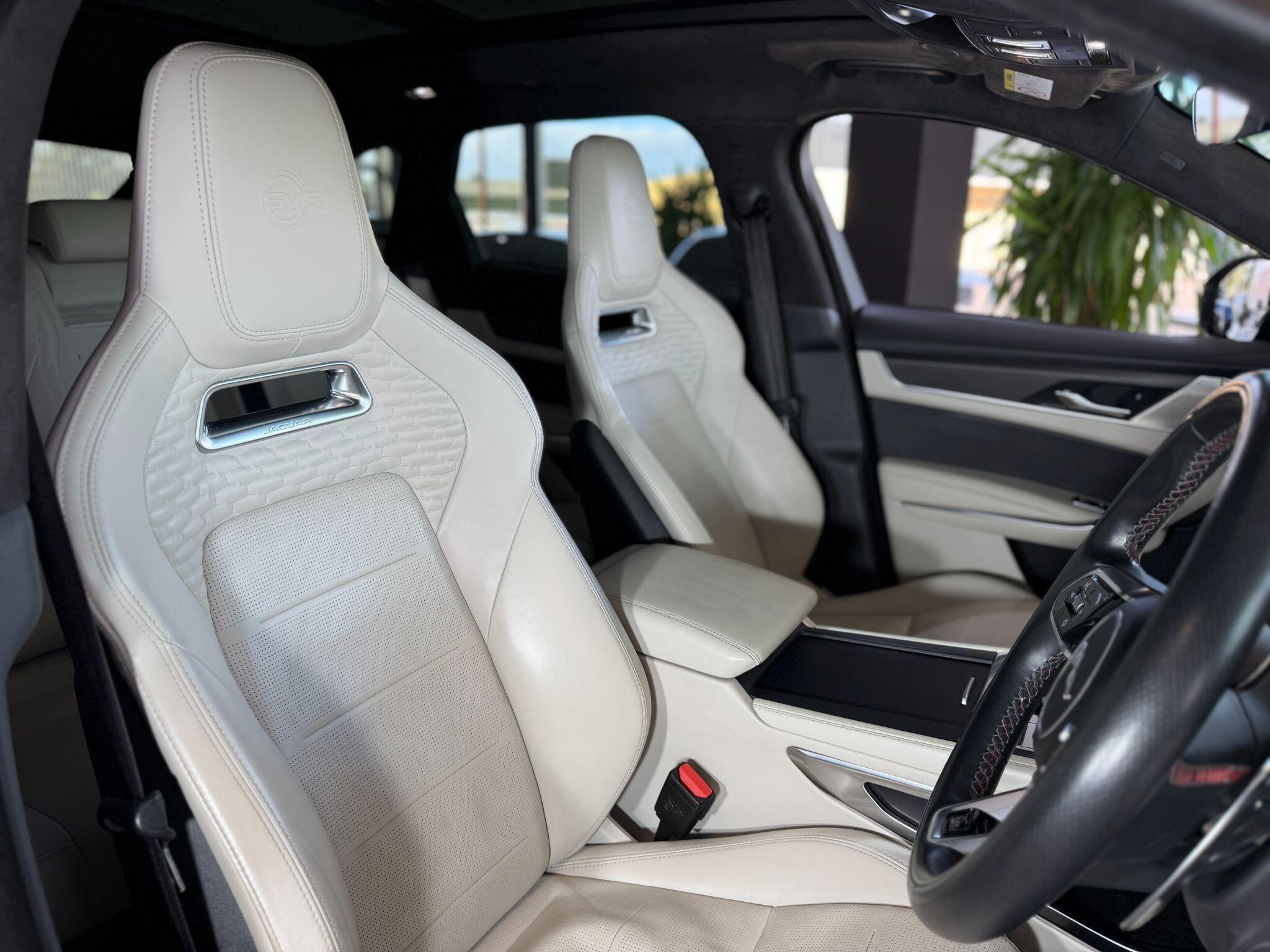 Jaguar F-Pace - Image 2