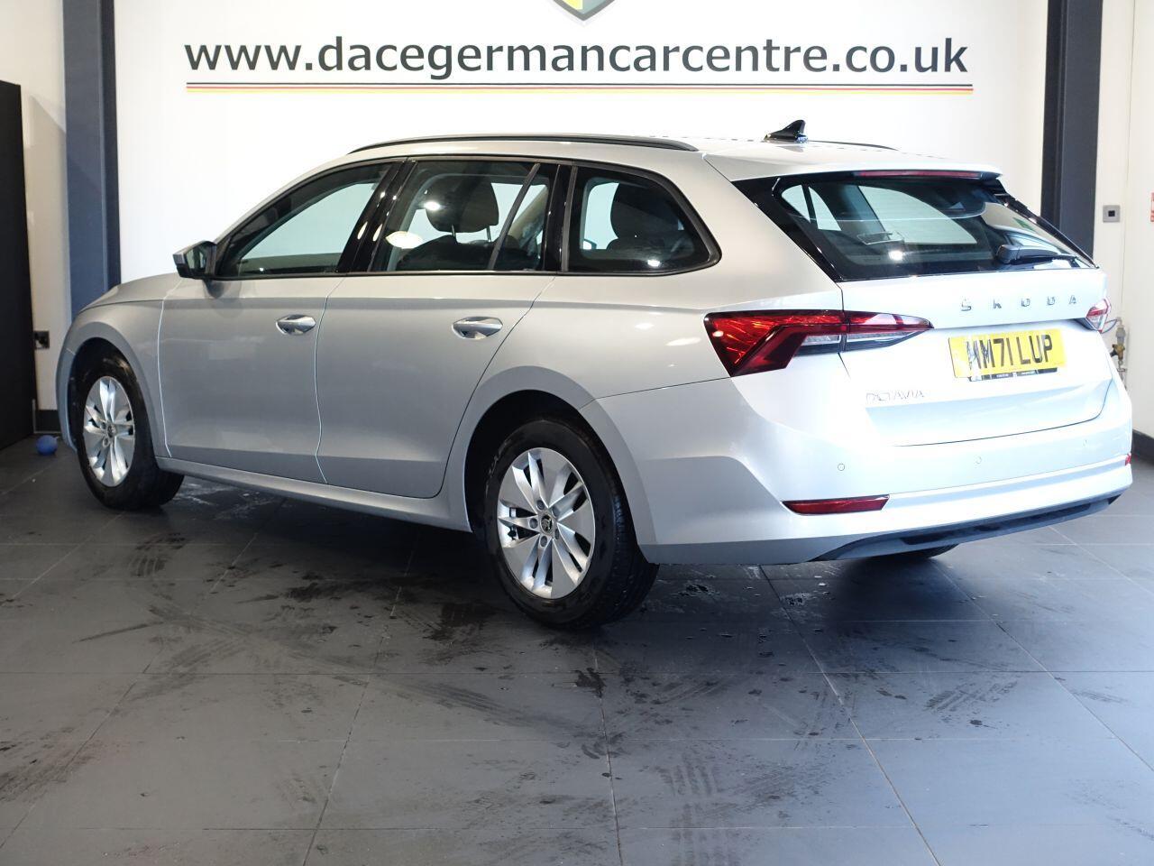 Skoda Octavia - Image 8