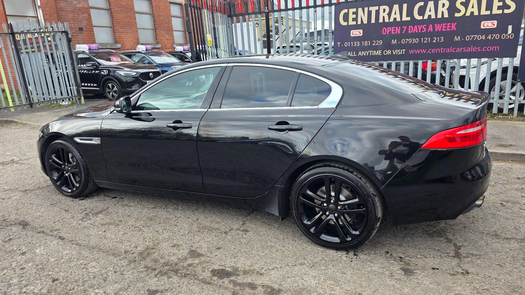 Jaguar XE - Image 16