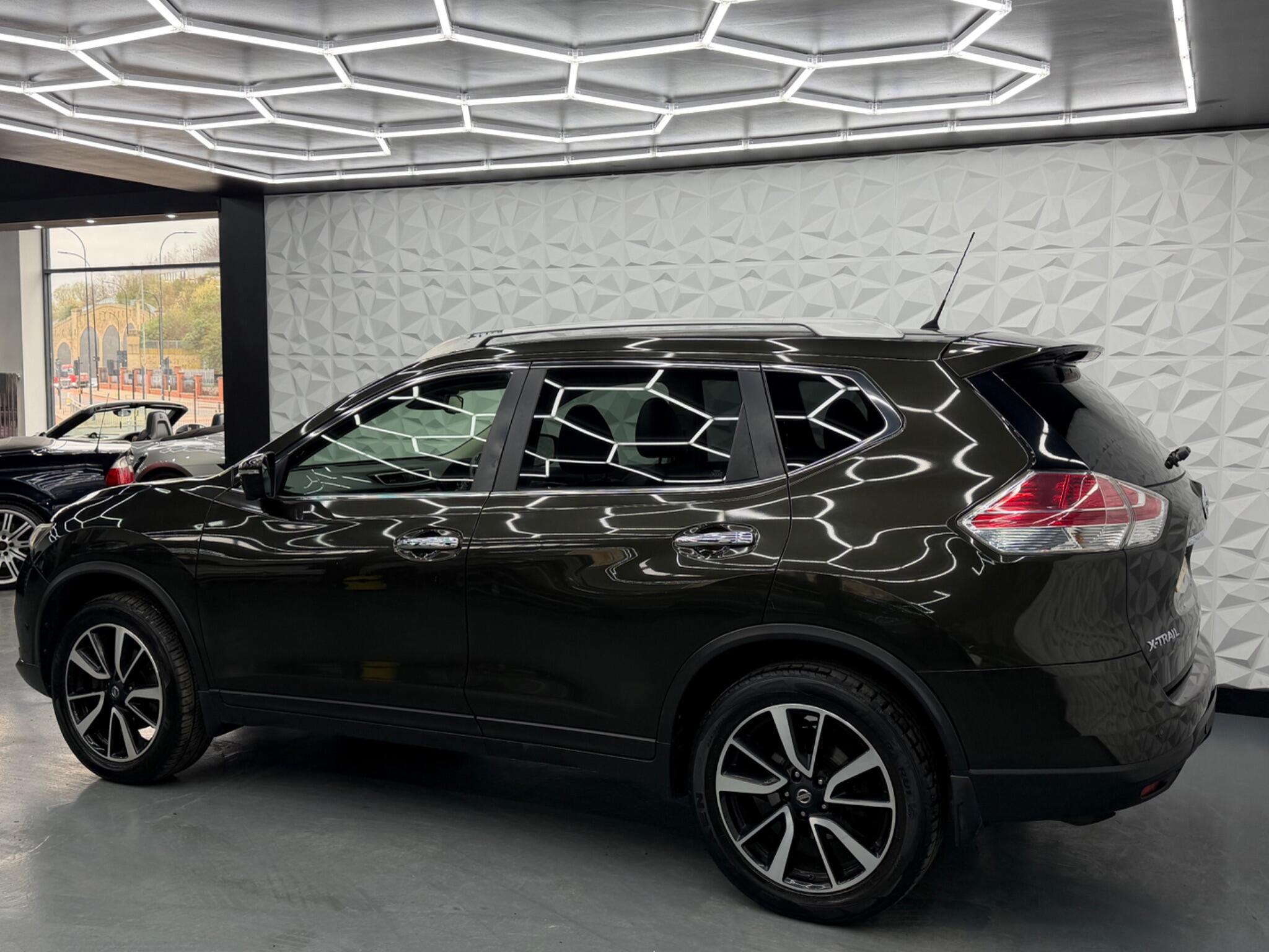 Nissan X-Trail - Image 7