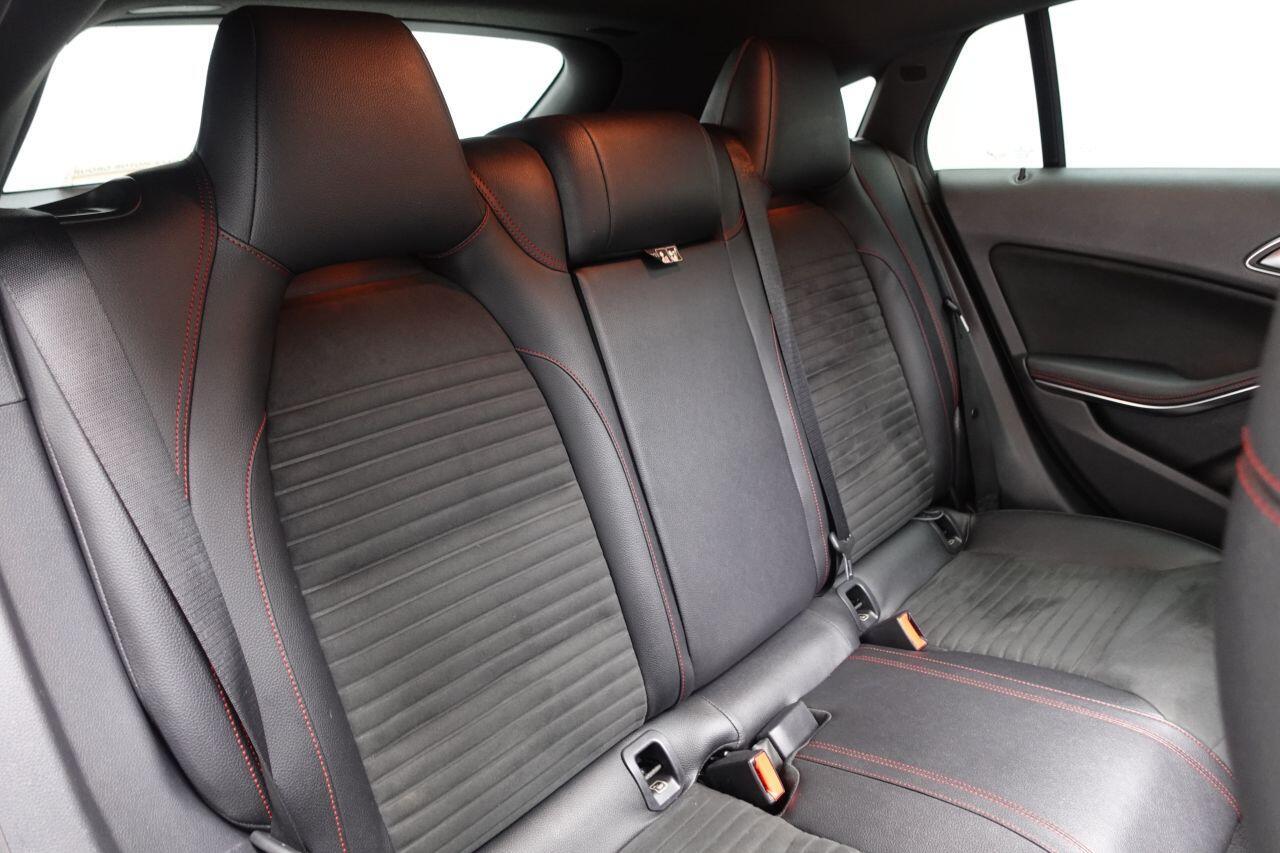 Mercedes-benz CLA - Image 18