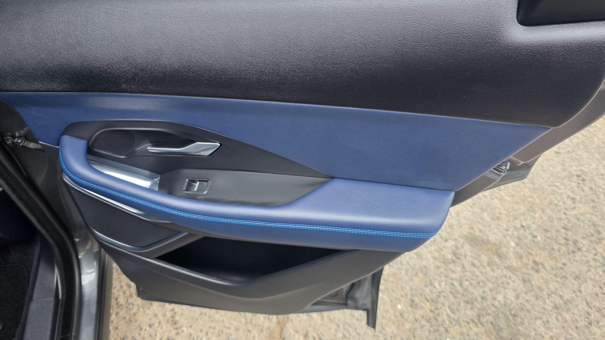 Jaguar E-Pace - Image 44