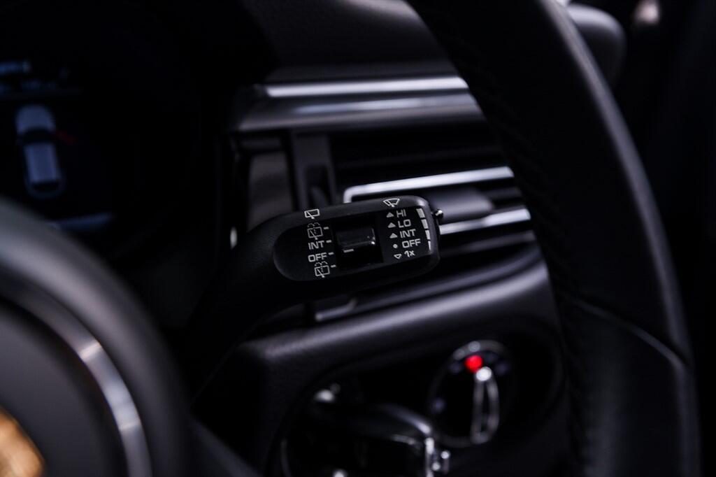 Porsche Macan - Image 28