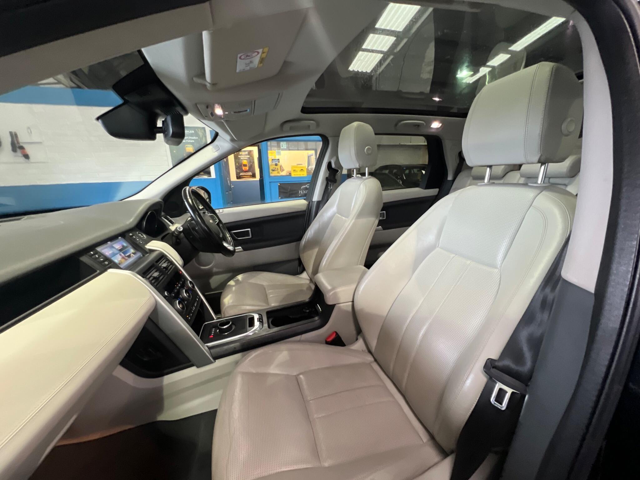 Land Rover DISCOVERY SPORT - Image 37