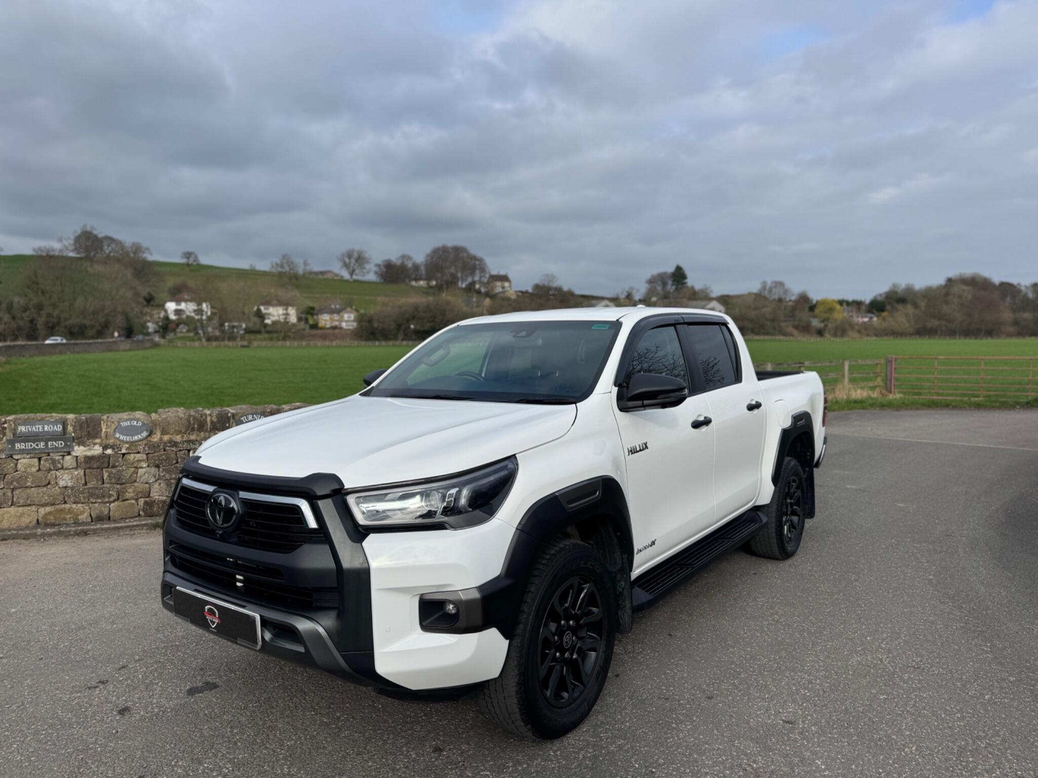 Toyota Hilux - Image 7