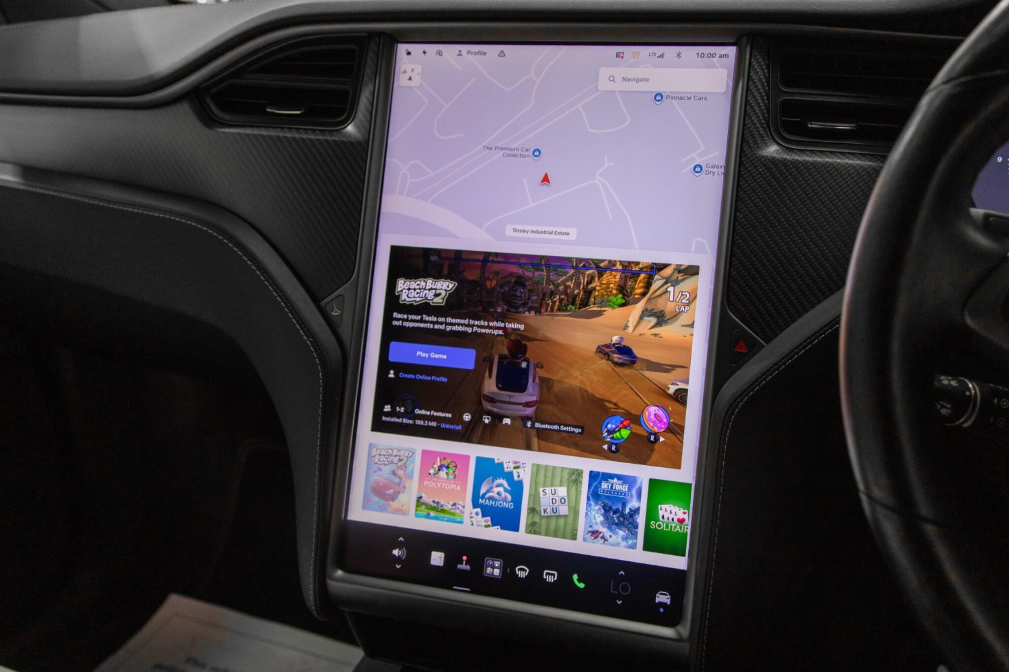 Tesla Model X - Image 16
