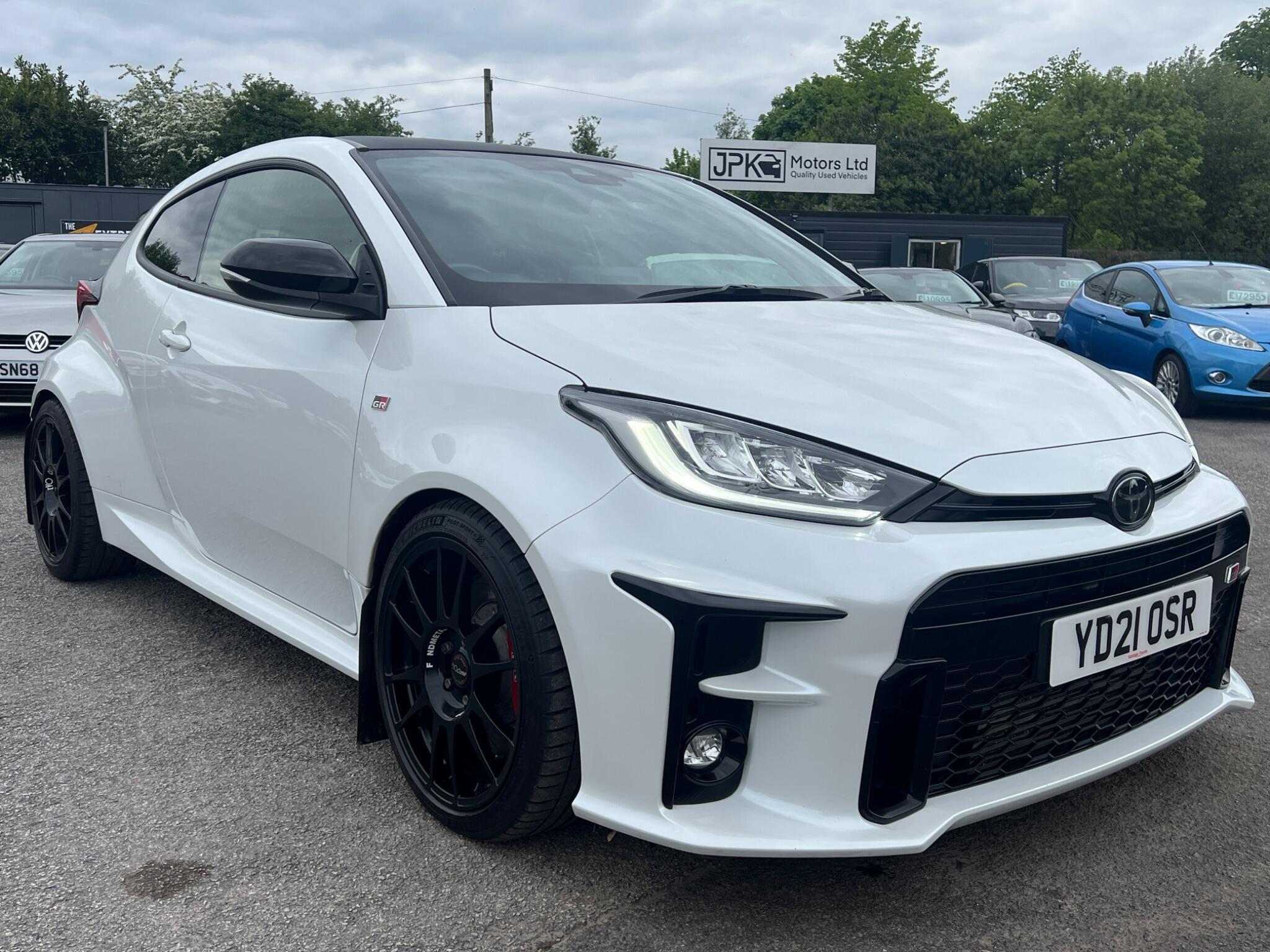 Toyota Yaris - Image 2