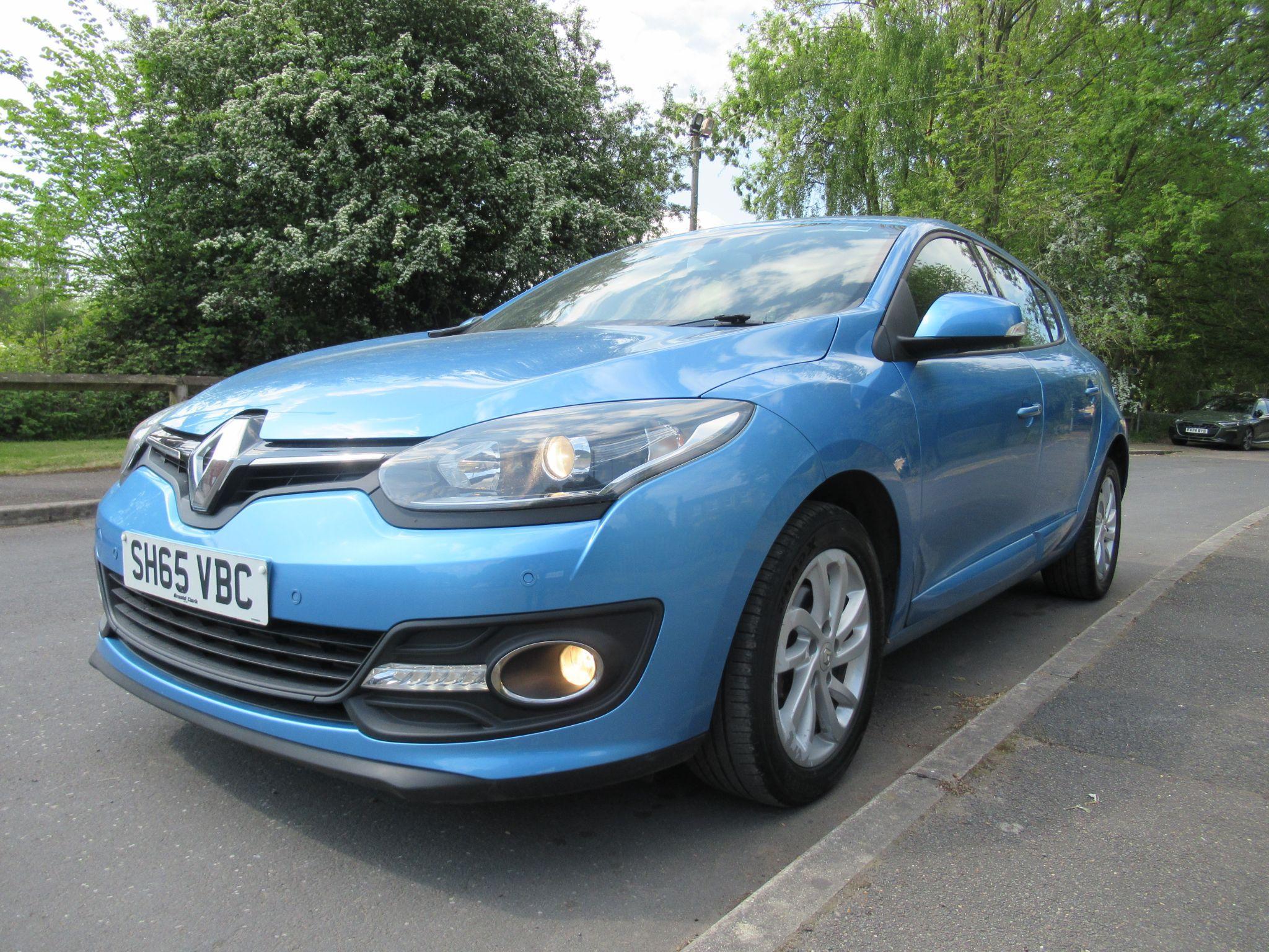 Renault Megane - Image 8