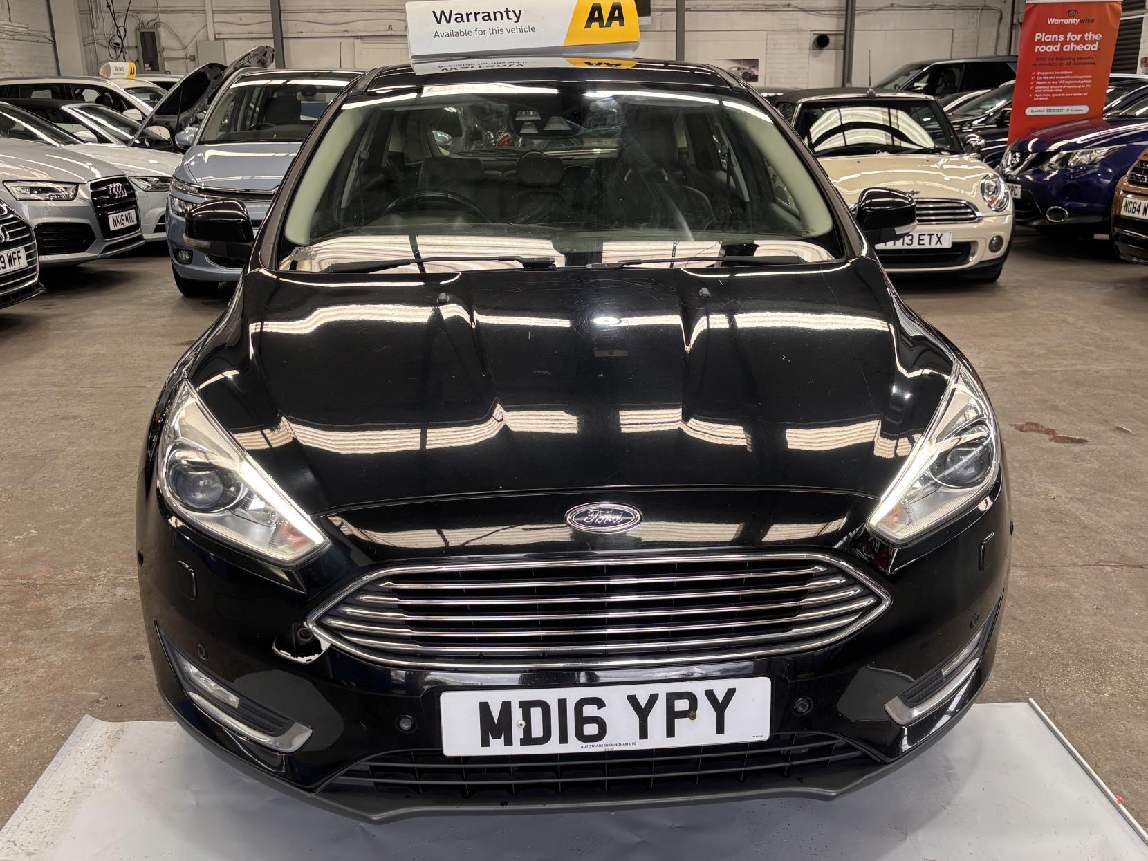 Ford Focus - Image 2