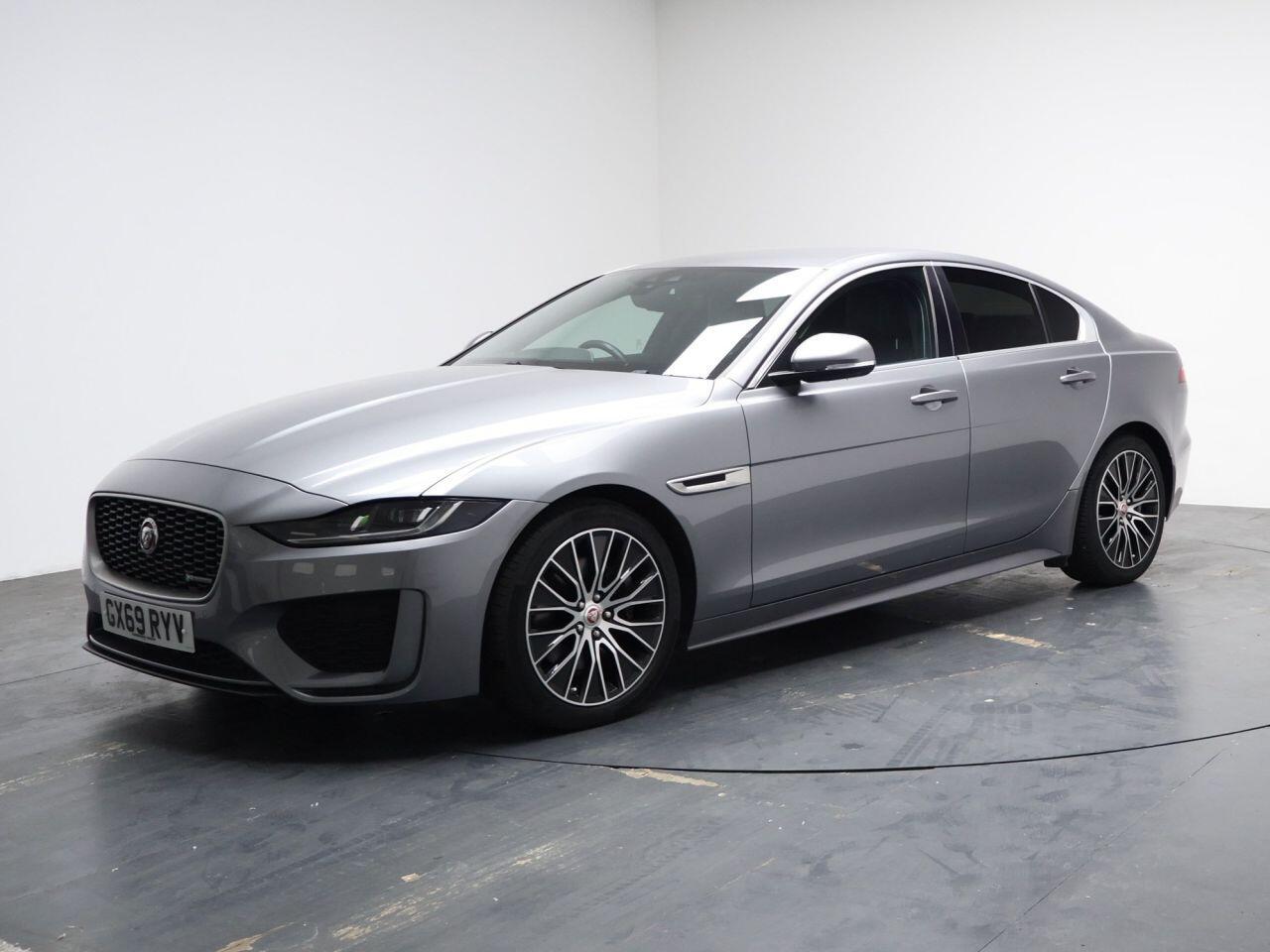 Jaguar XE - Image 6