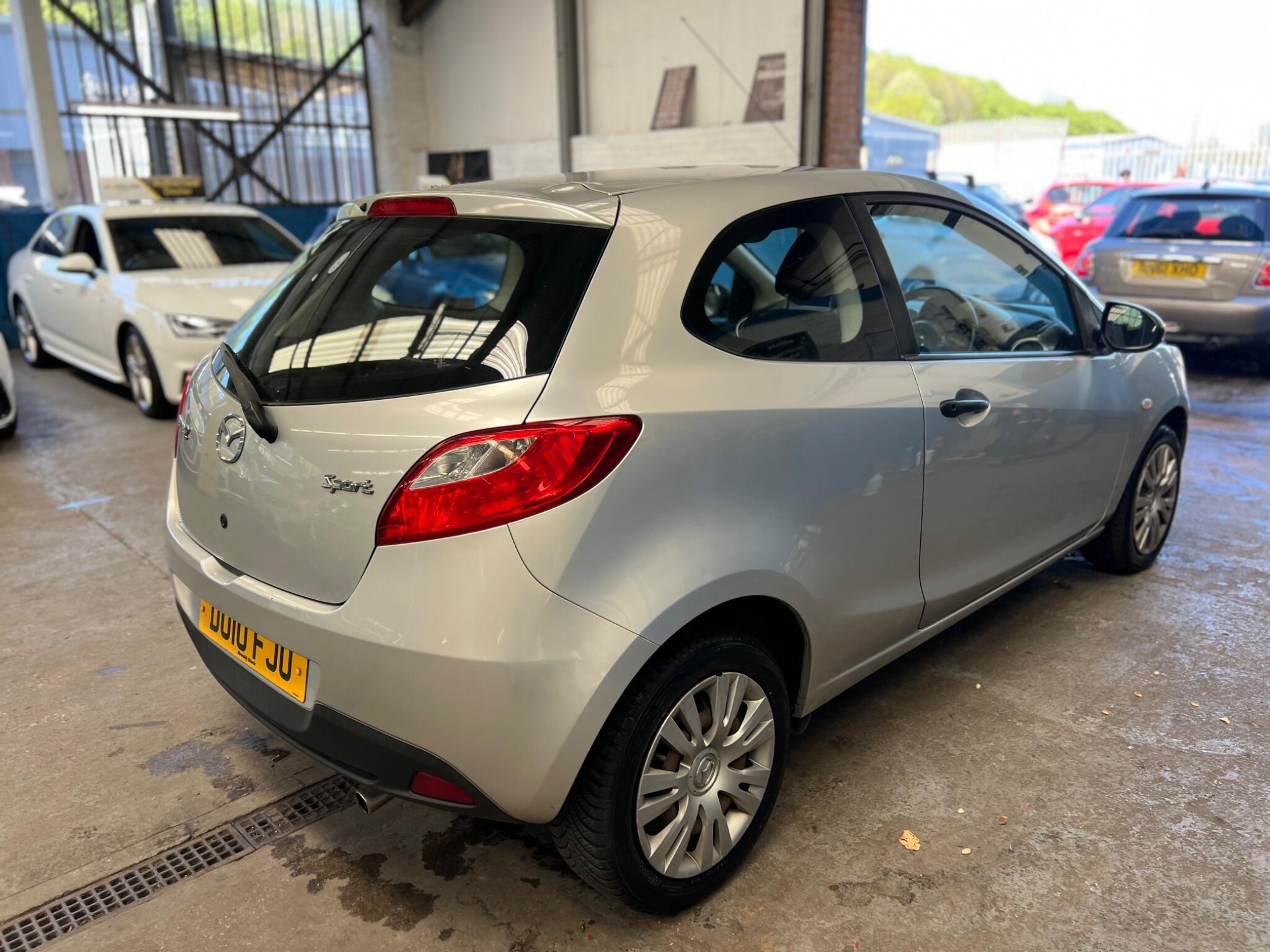 Mazda MAZDA2 - Image 7