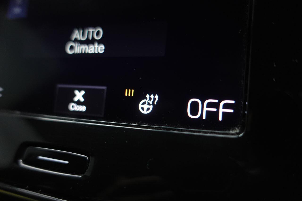 Volvo XC40 - Image 23