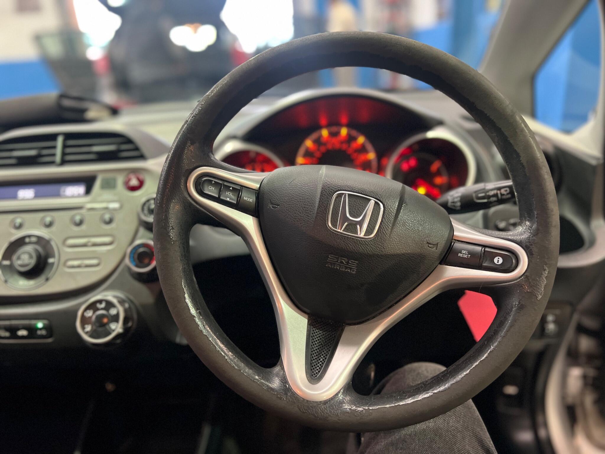 Honda Jazz - Image 19