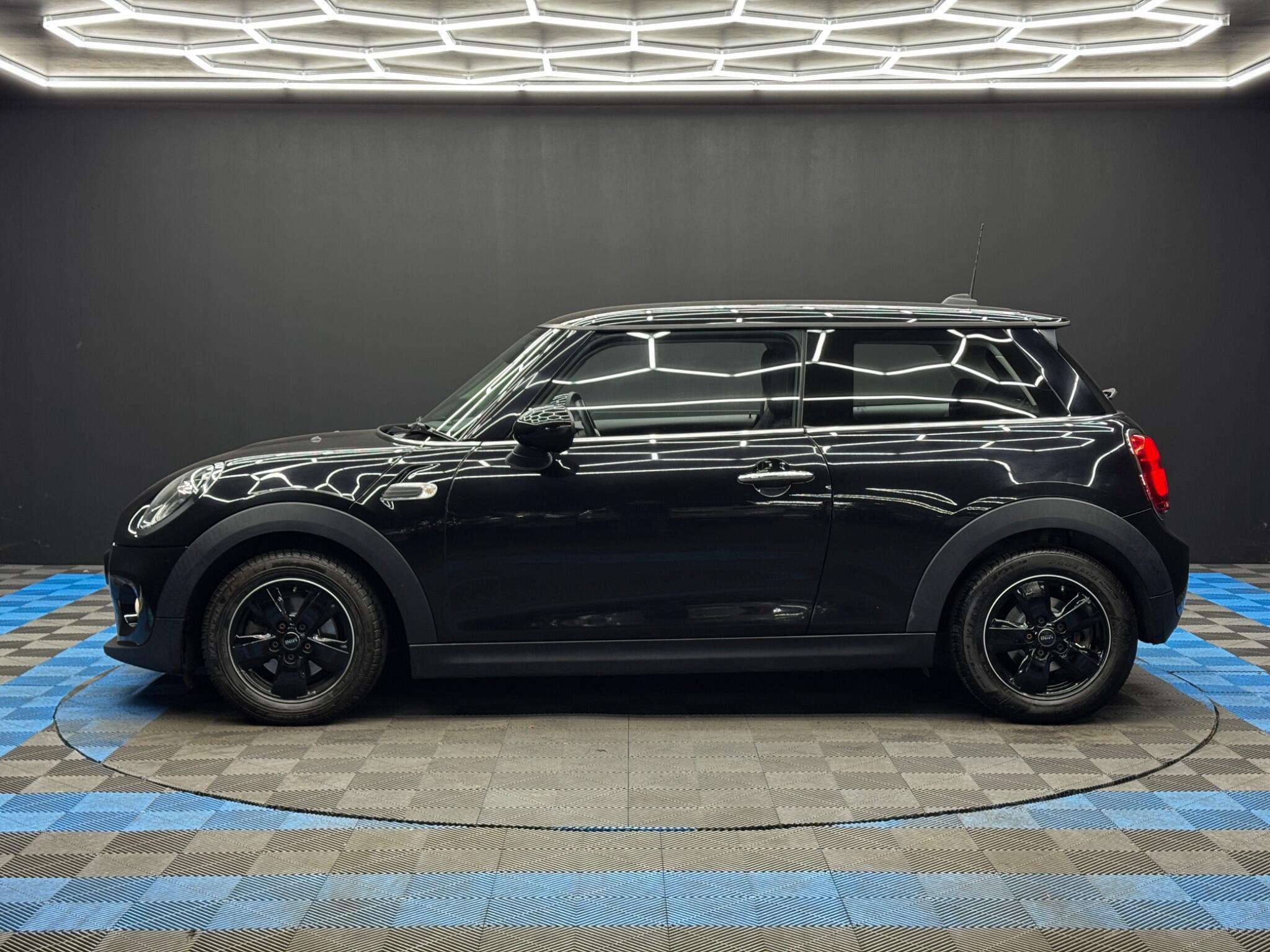 MINI Hatch - Image 8