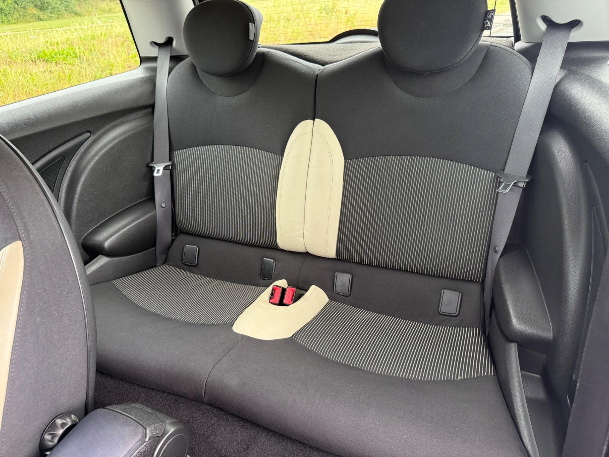 MINI Hatch - Image 13