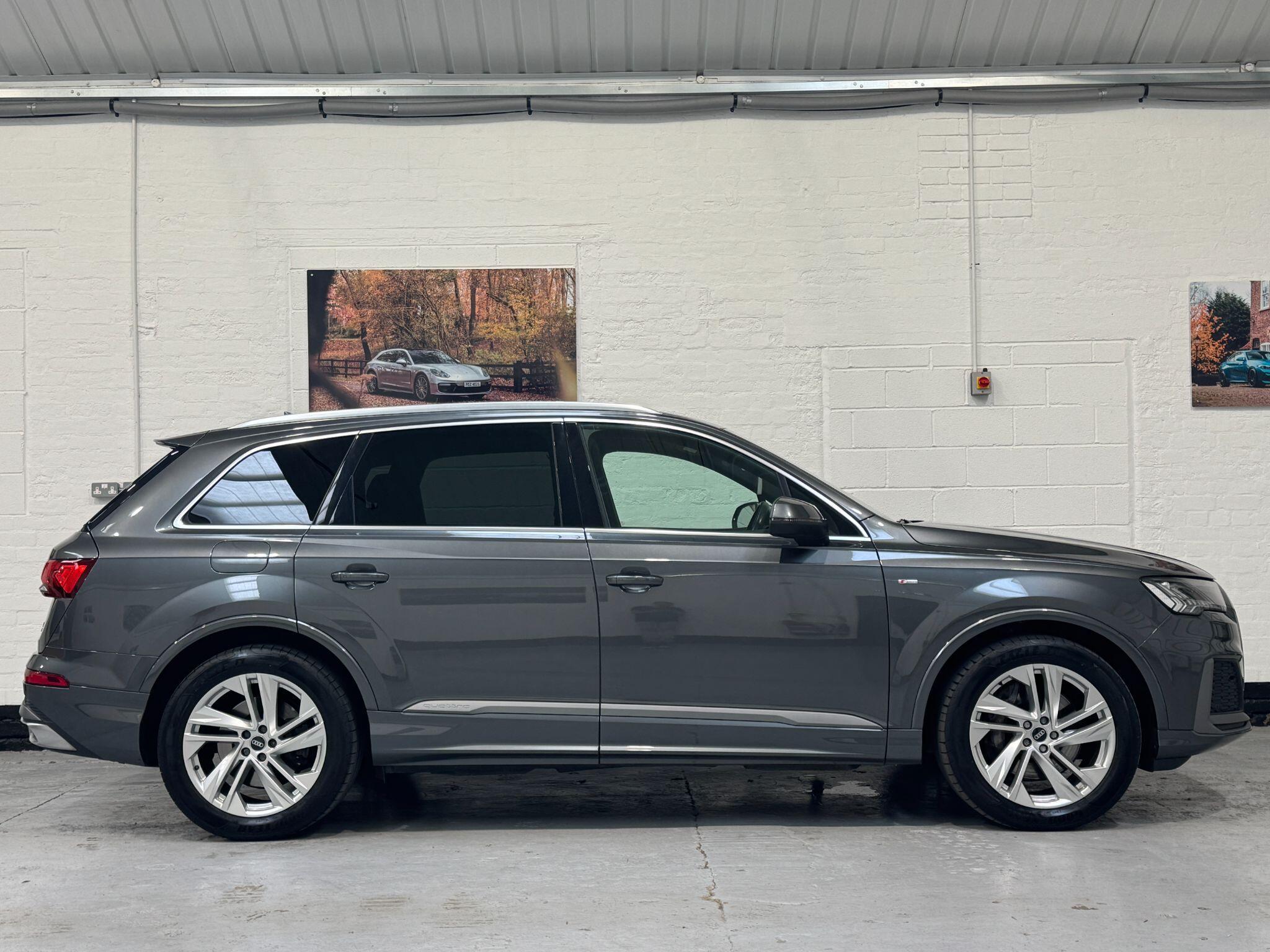 Audi Q7 - Image 8