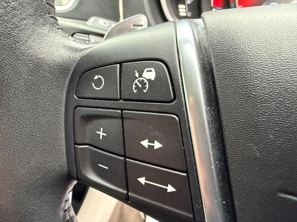 Volvo V40 - Image 51