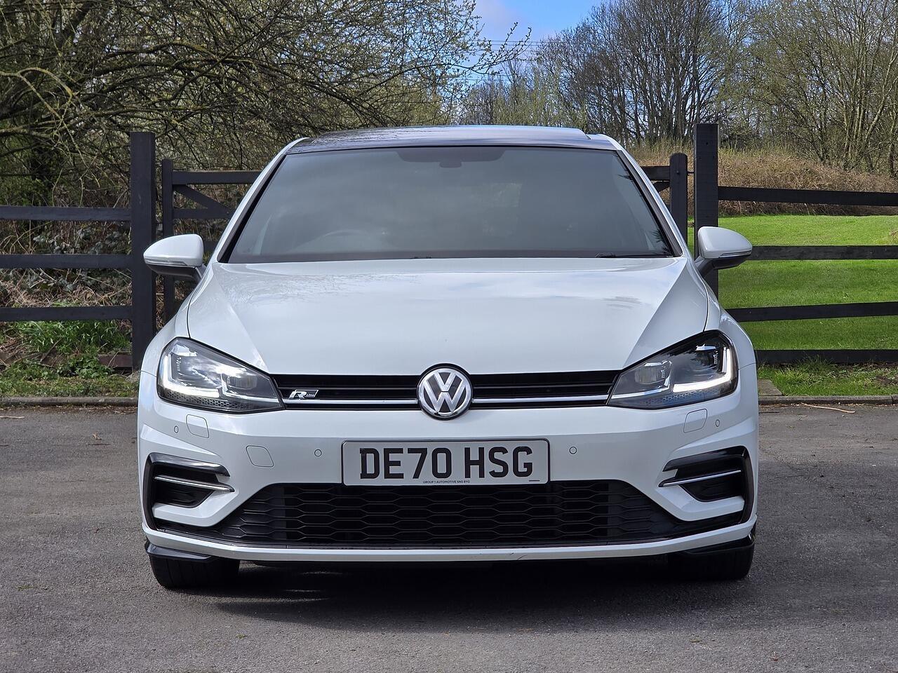 Volkswagen Golf - Image 20