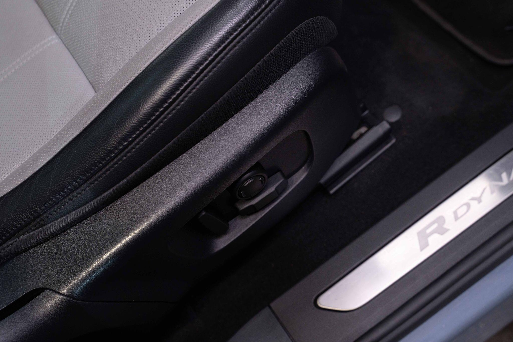 Land Rover Range Rover Evoque - Image 18