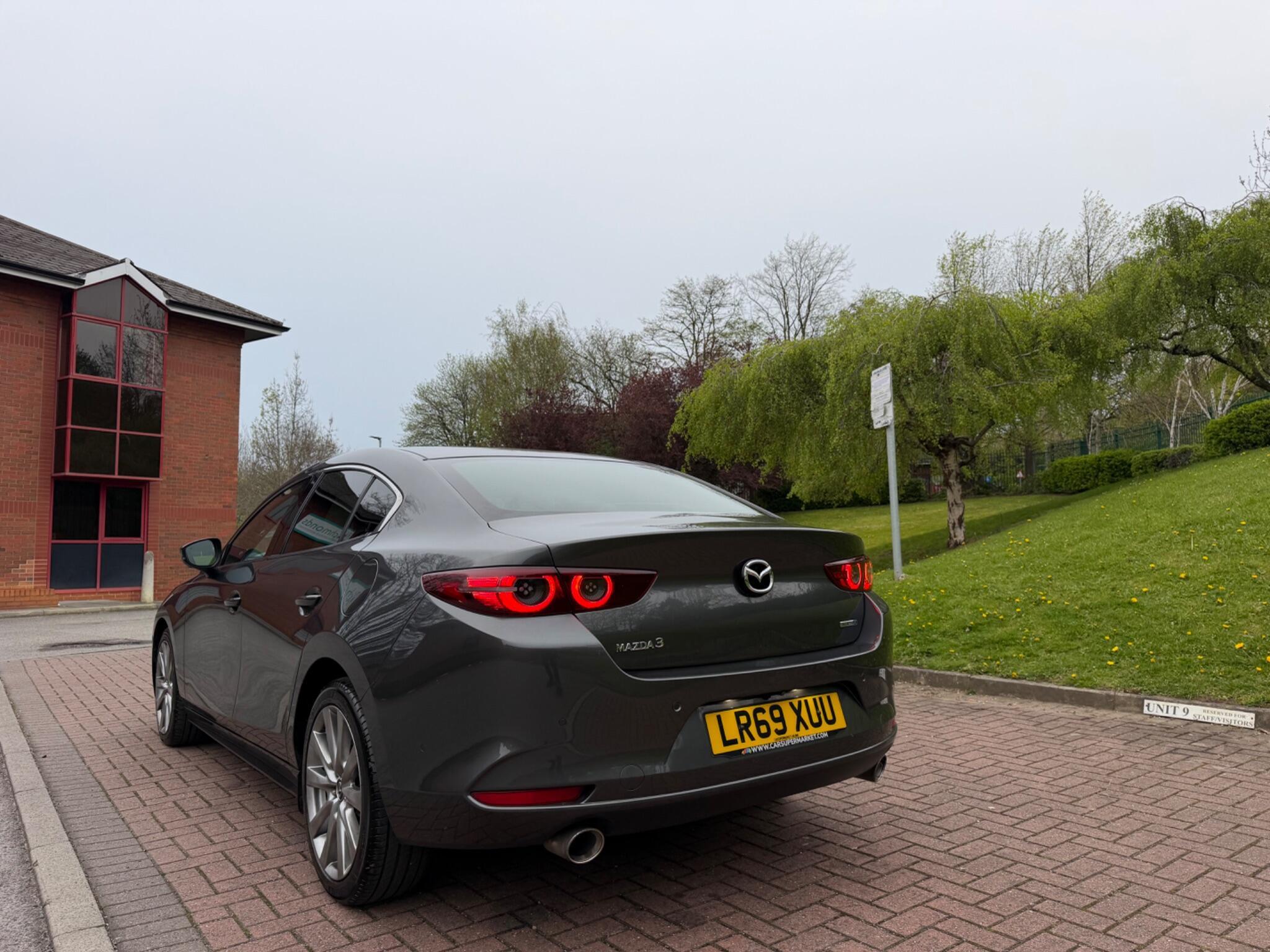 Mazda MAZDA3 - Image 6